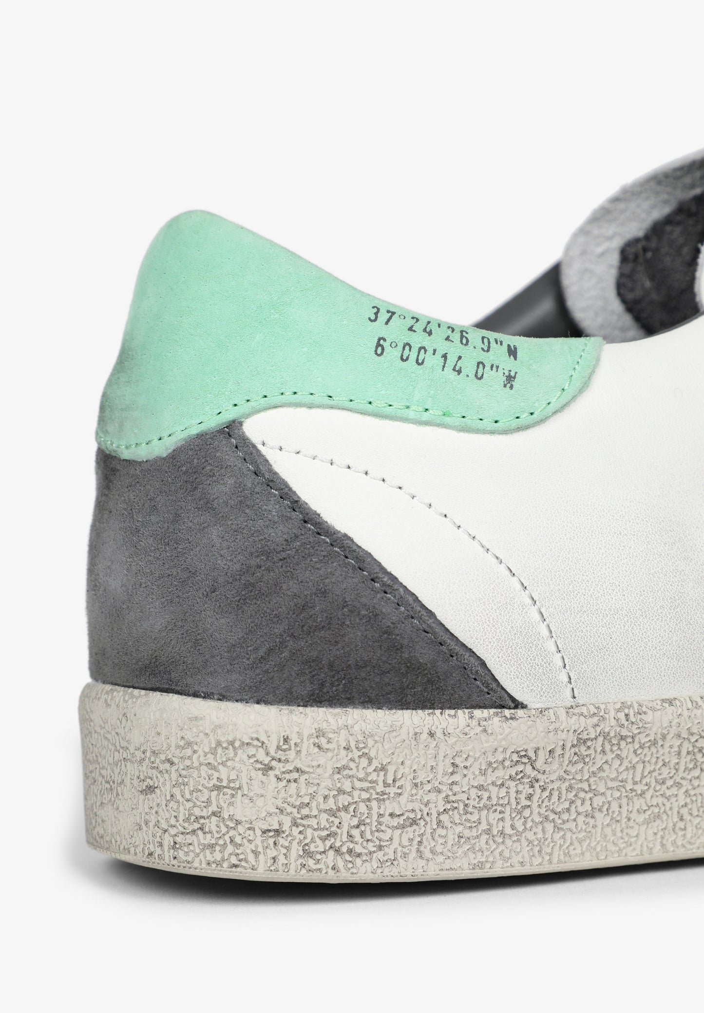 SNEAKERS BAJAS ENVEJECIDAS