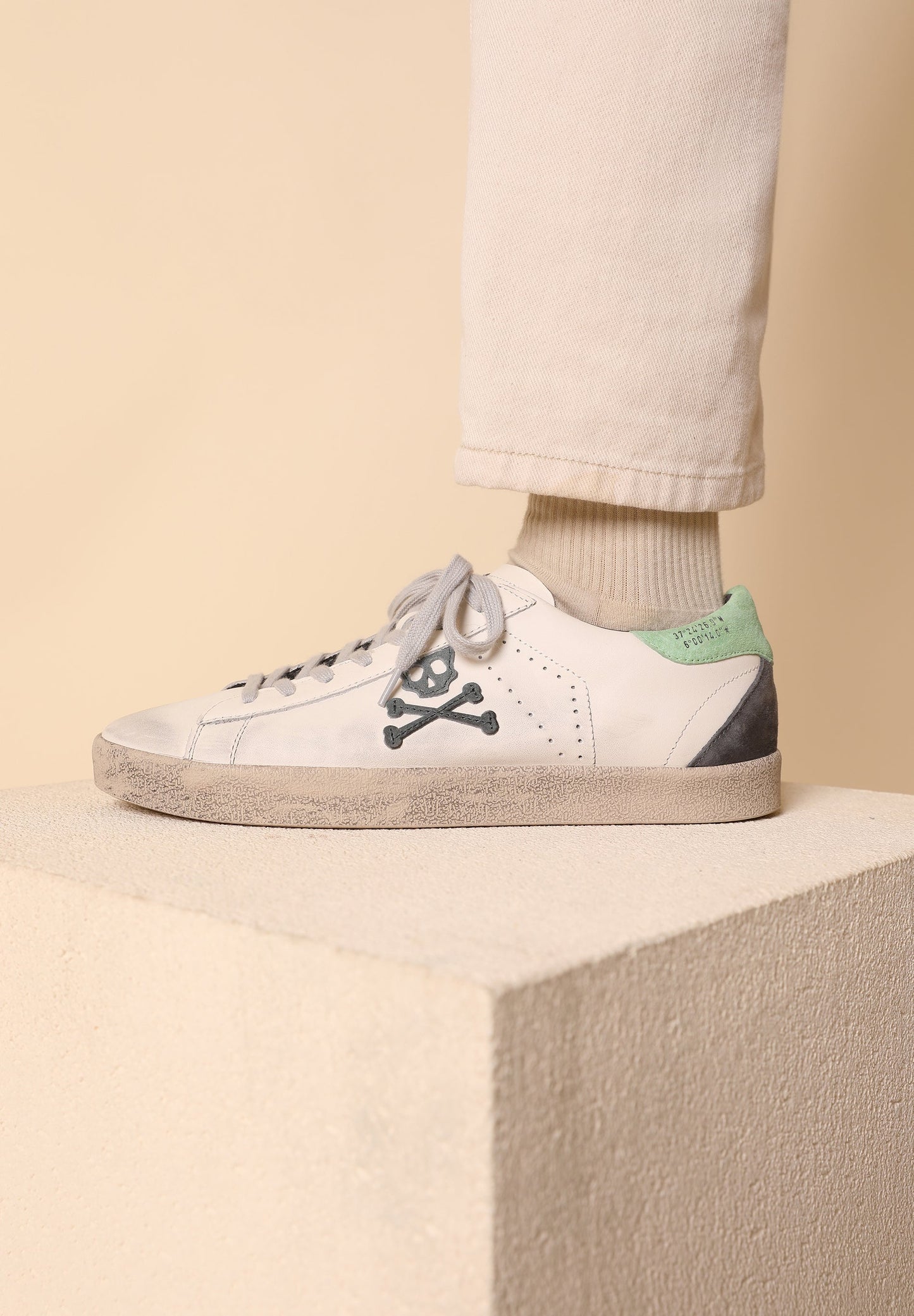 SNEAKERS BAJAS ENVEJECIDAS