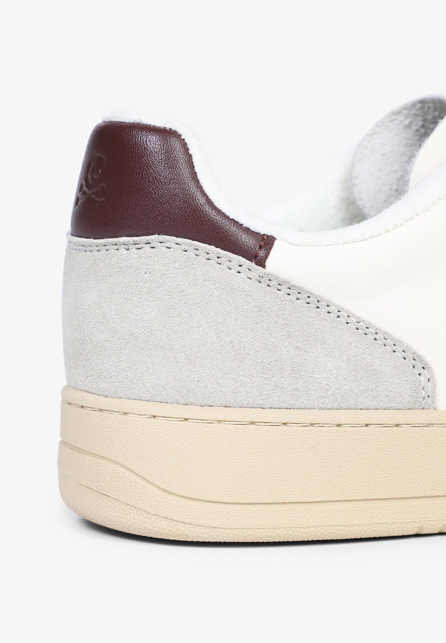 SNEAKERS PIEL DETALLE CONTRASTE