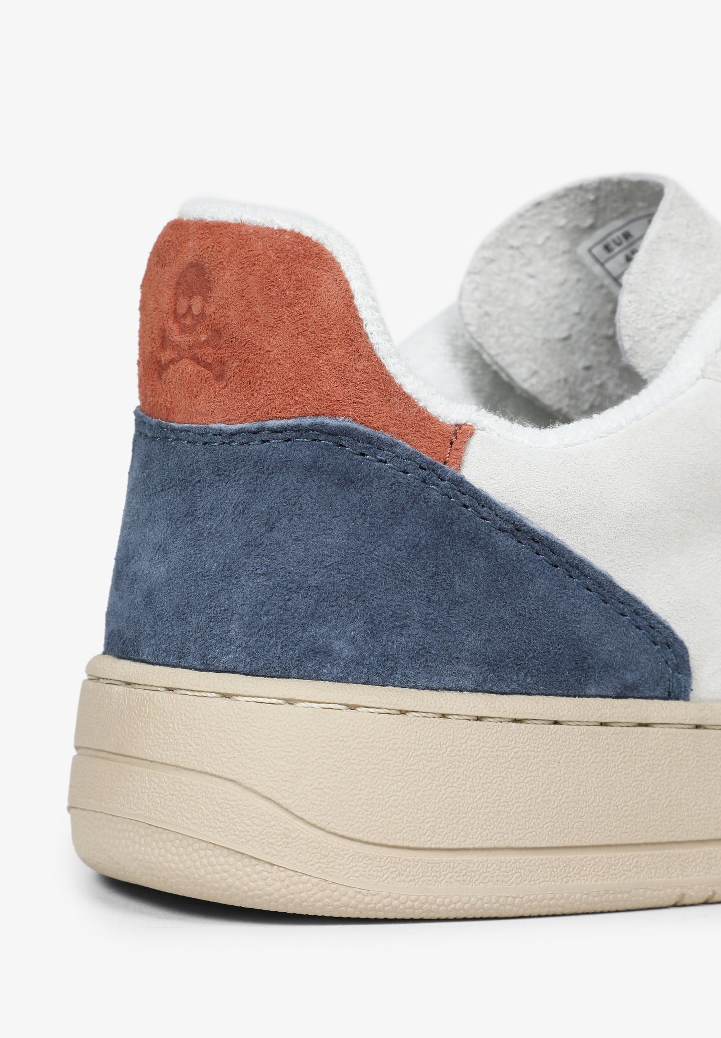 SNEAKERS ANTE CALAVERA CONTRASTE