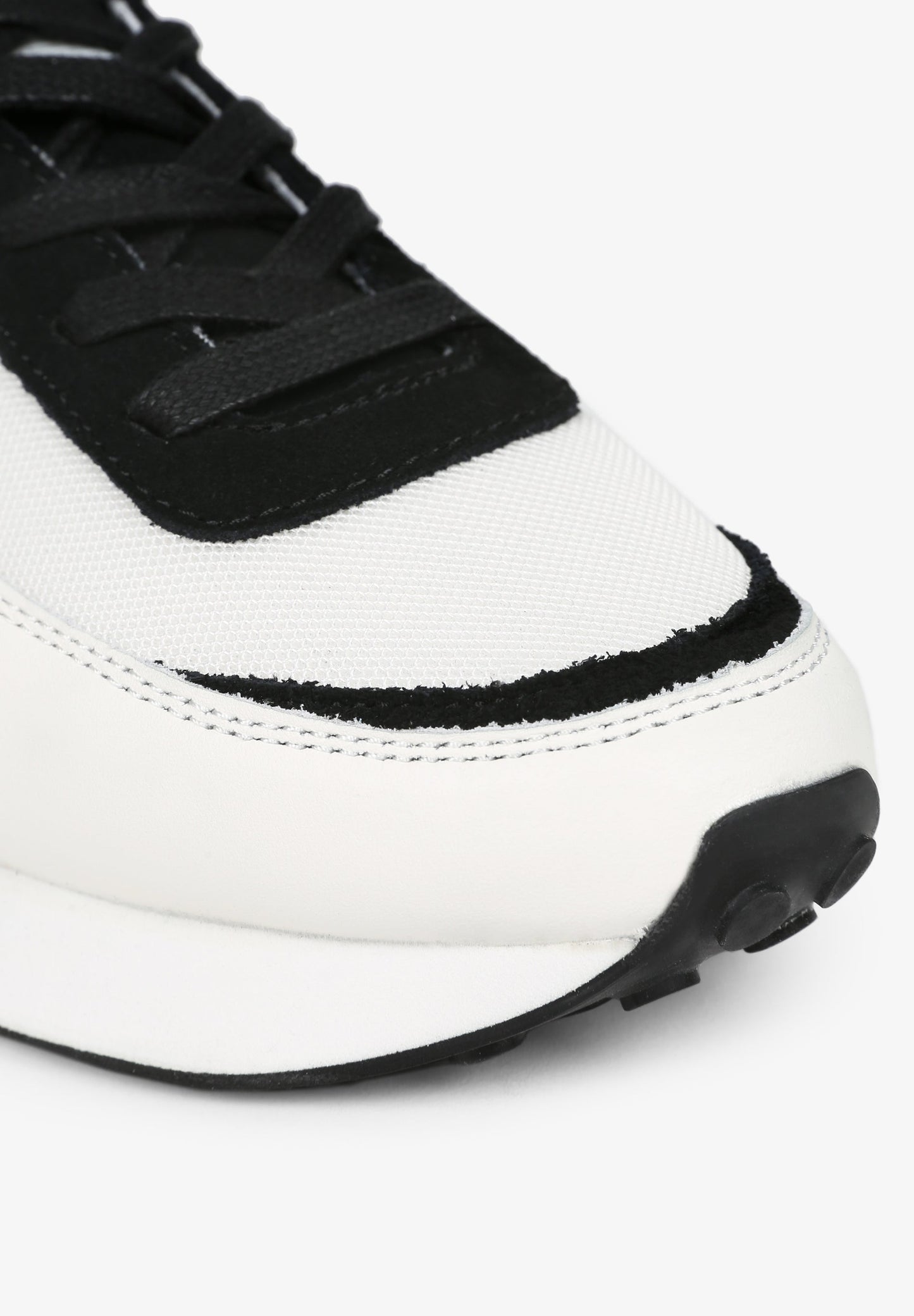 SNEAKERS SUELA PLATAFORMA
