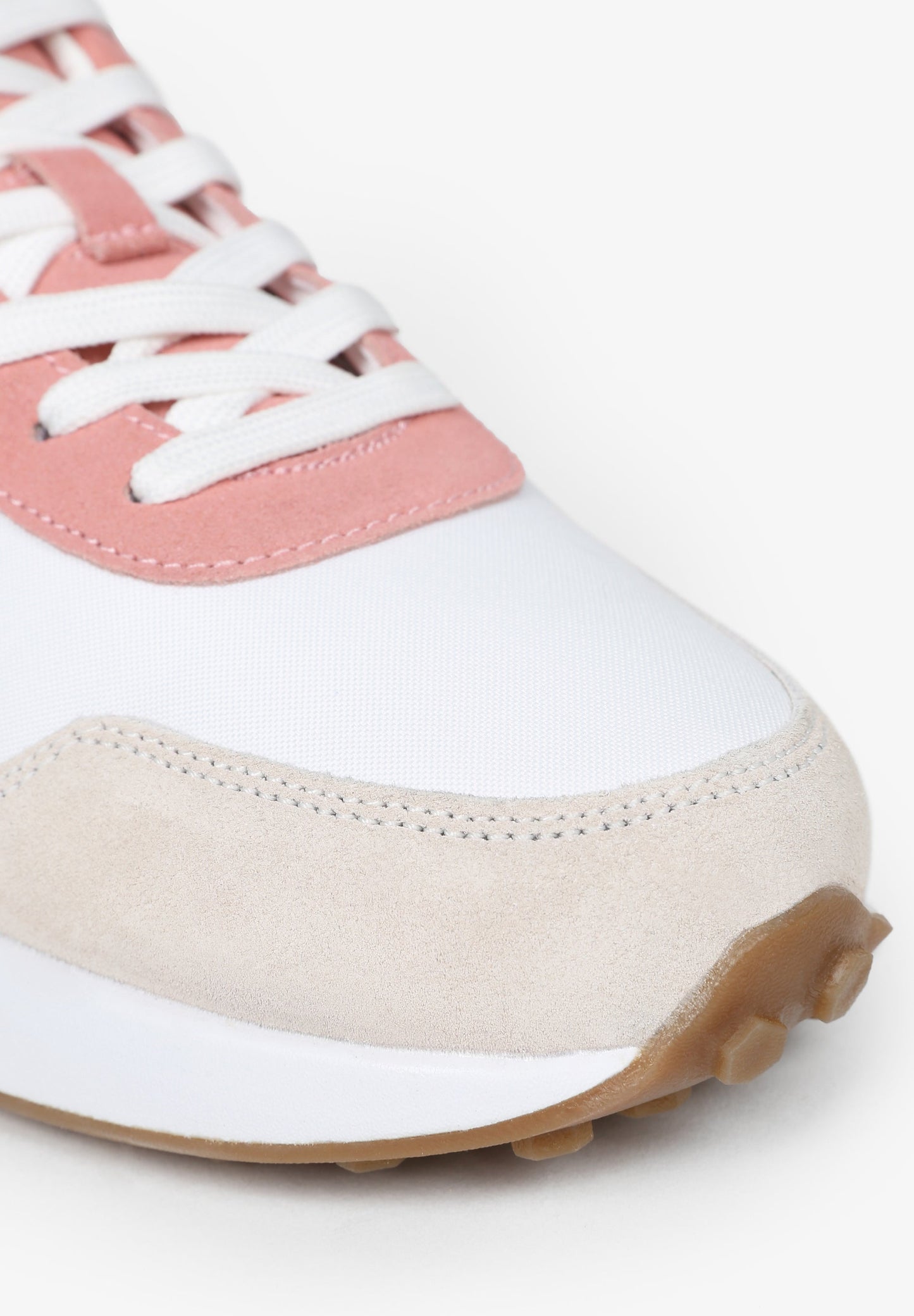 SNEAKERS SUELA ESPECIAL