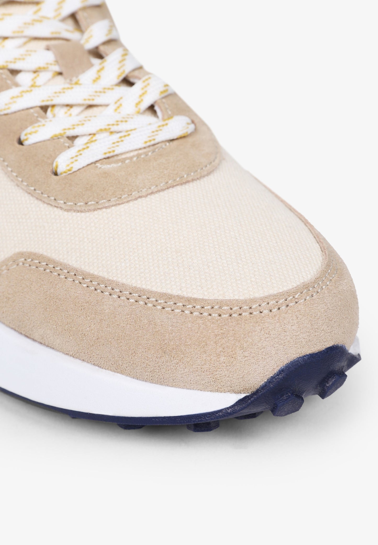 SNEAKERS SUELA ESPECIAL