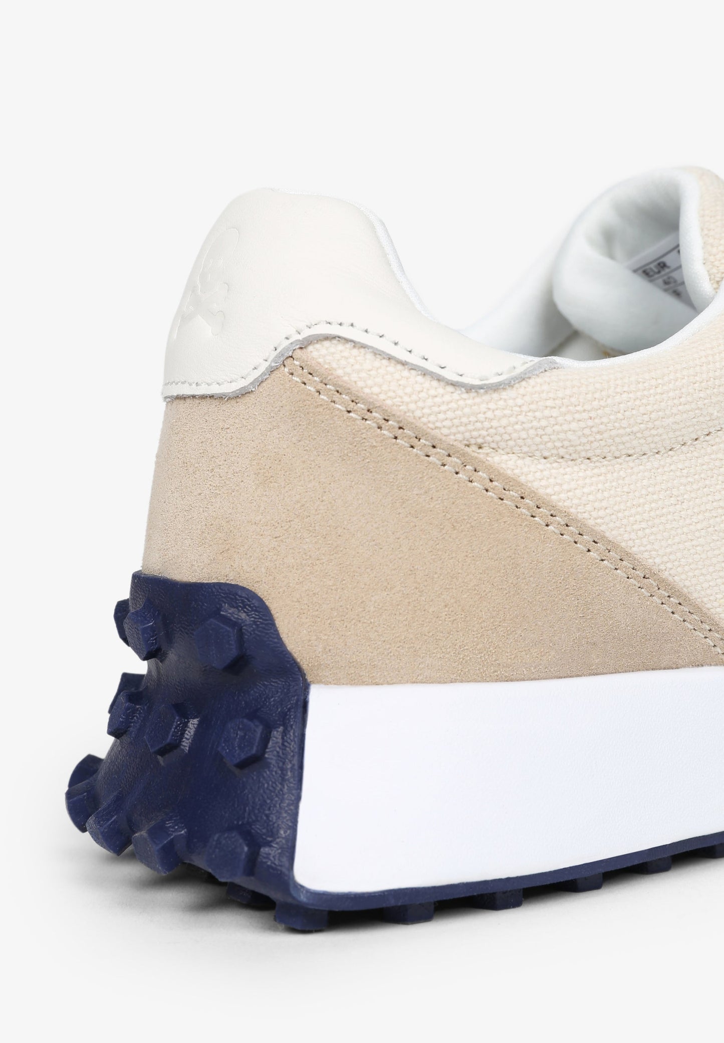 SNEAKERS SUELA ESPECIAL