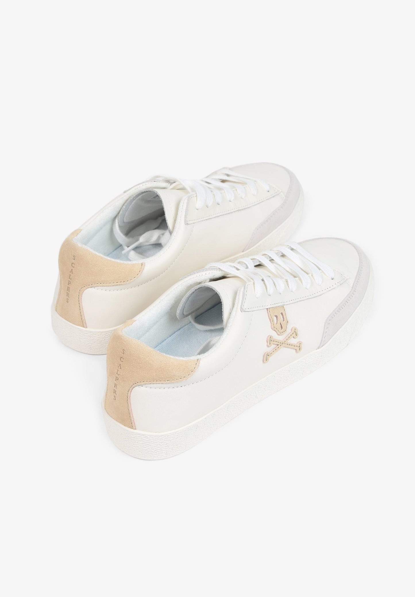 SNEAKERS BAJAS CALAVERA CONTRASTE
