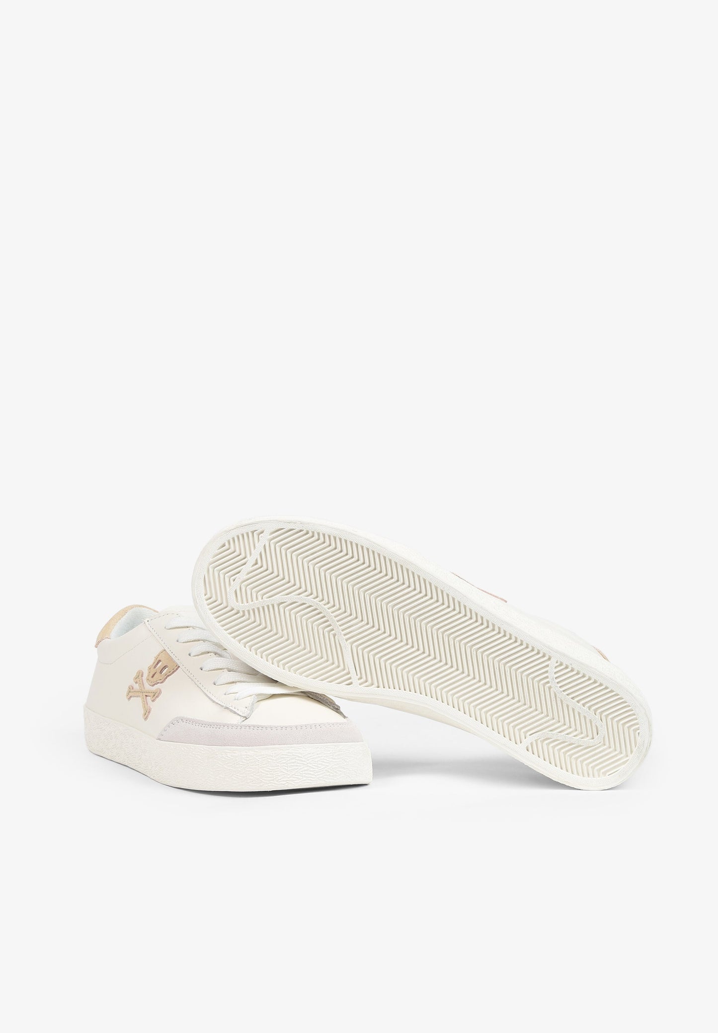 SNEAKERS BAJAS CALAVERA CONTRASTE