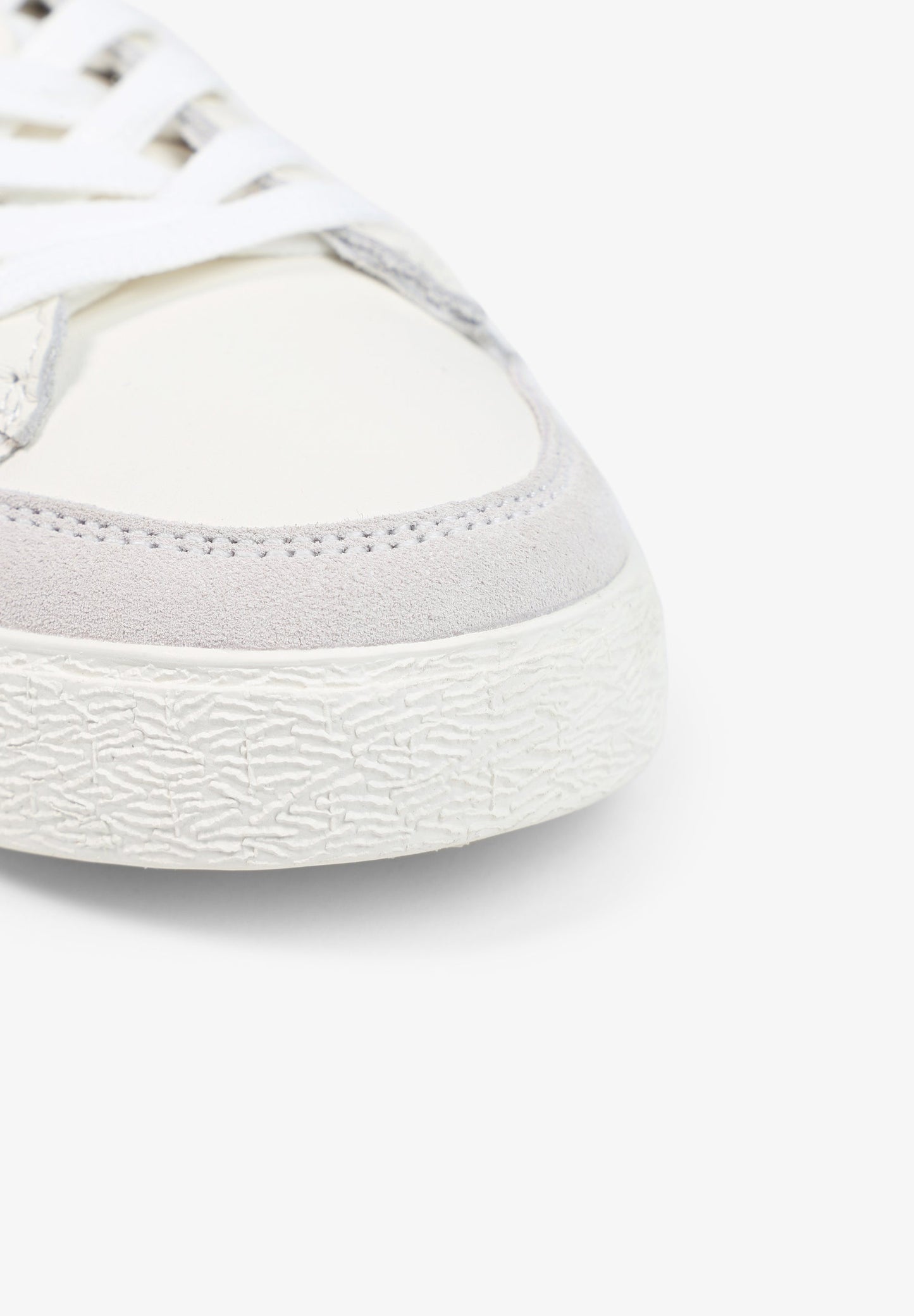 SNEAKERS BAJAS CALAVERA CONTRASTE