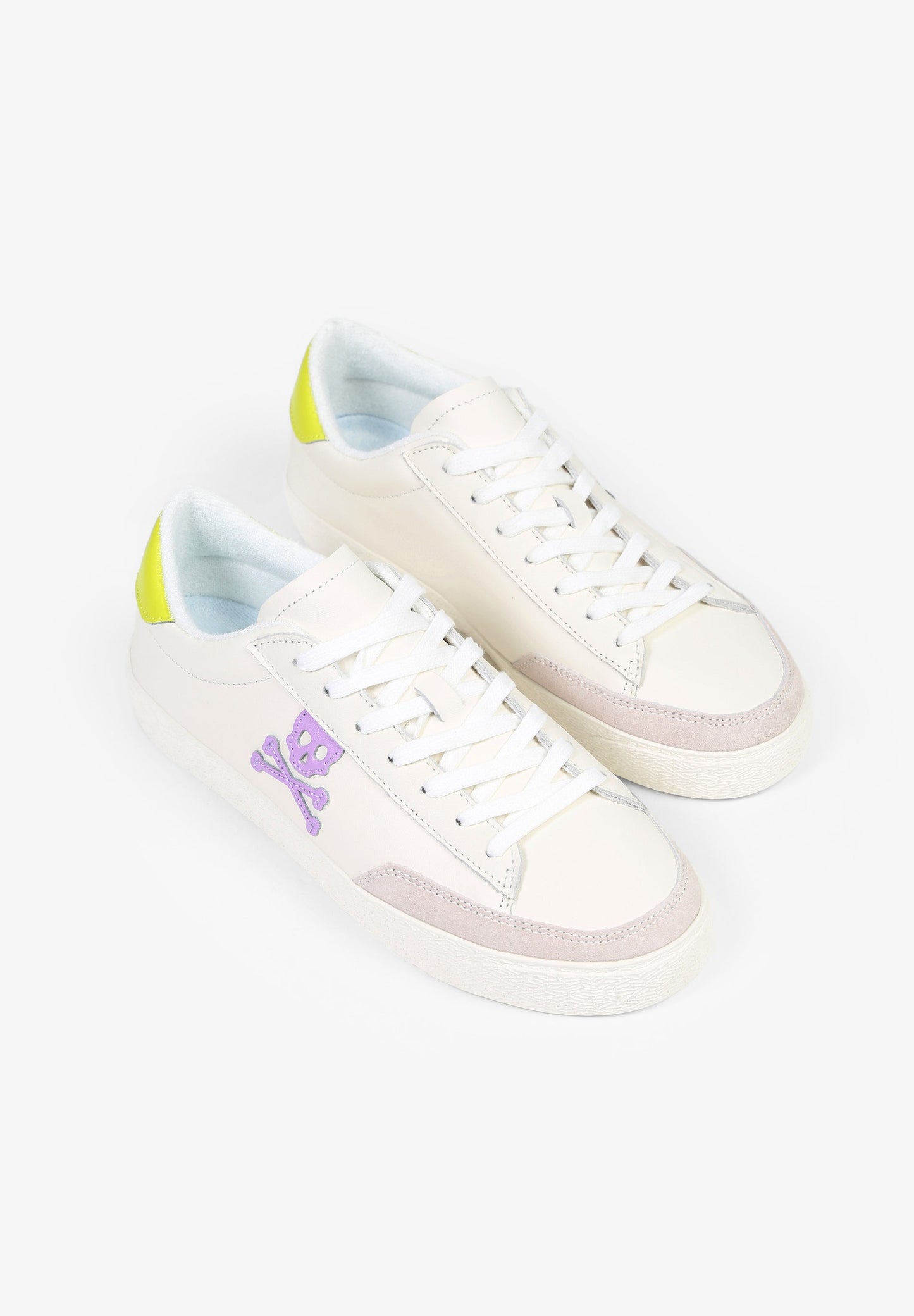 SNEAKERS BAJAS CALAVERA CONTRASTE