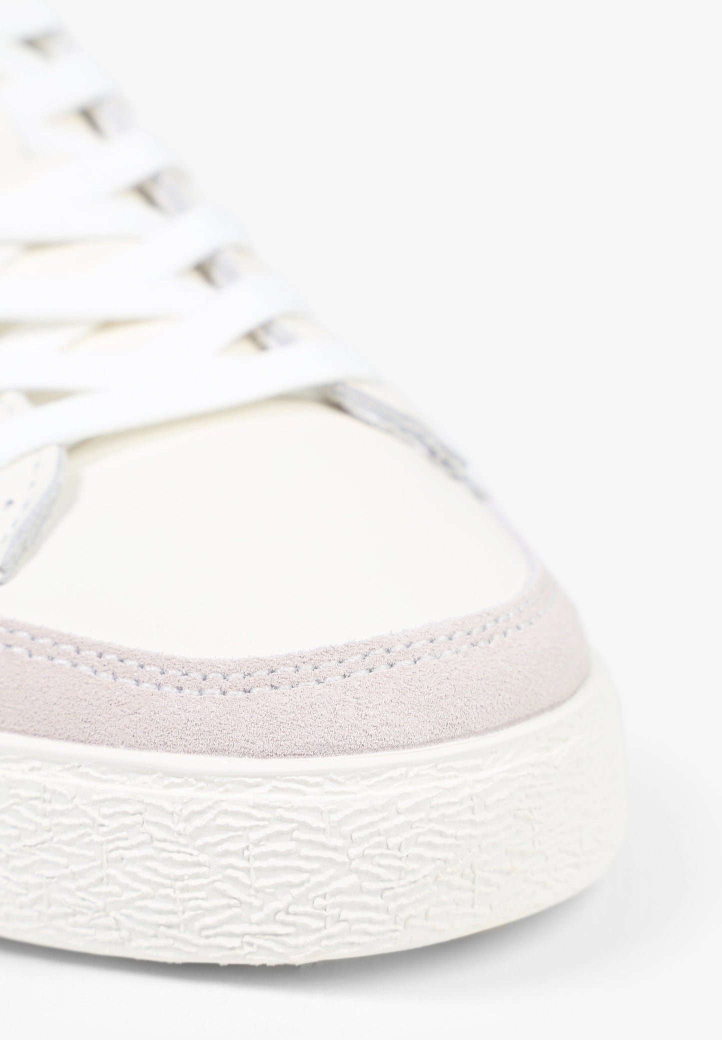 SNEAKERS BAJAS CALAVERA CONTRASTE