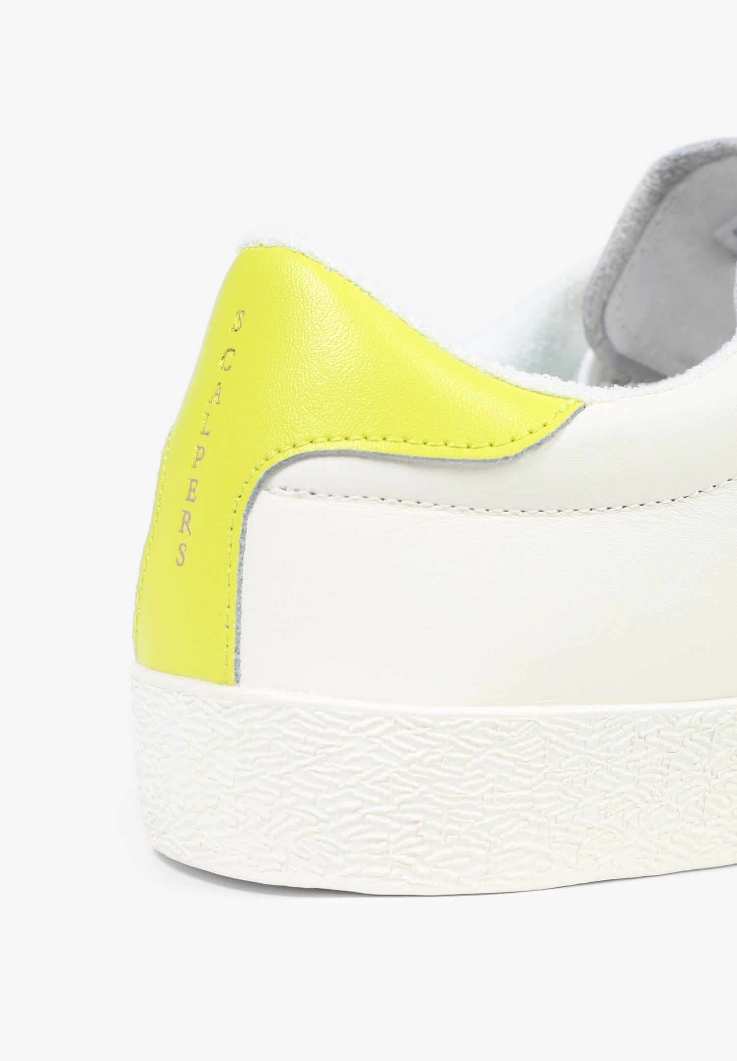 SNEAKERS BAJAS CALAVERA CONTRASTE