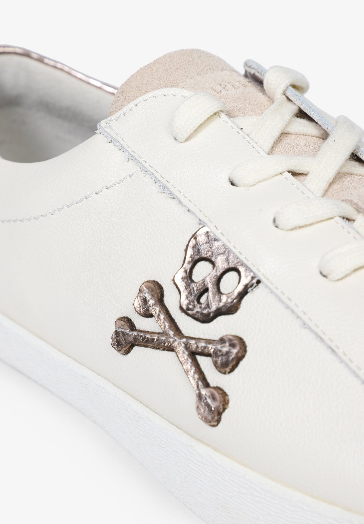 SNEAKERS BAJAS CALAVERA LATERAL