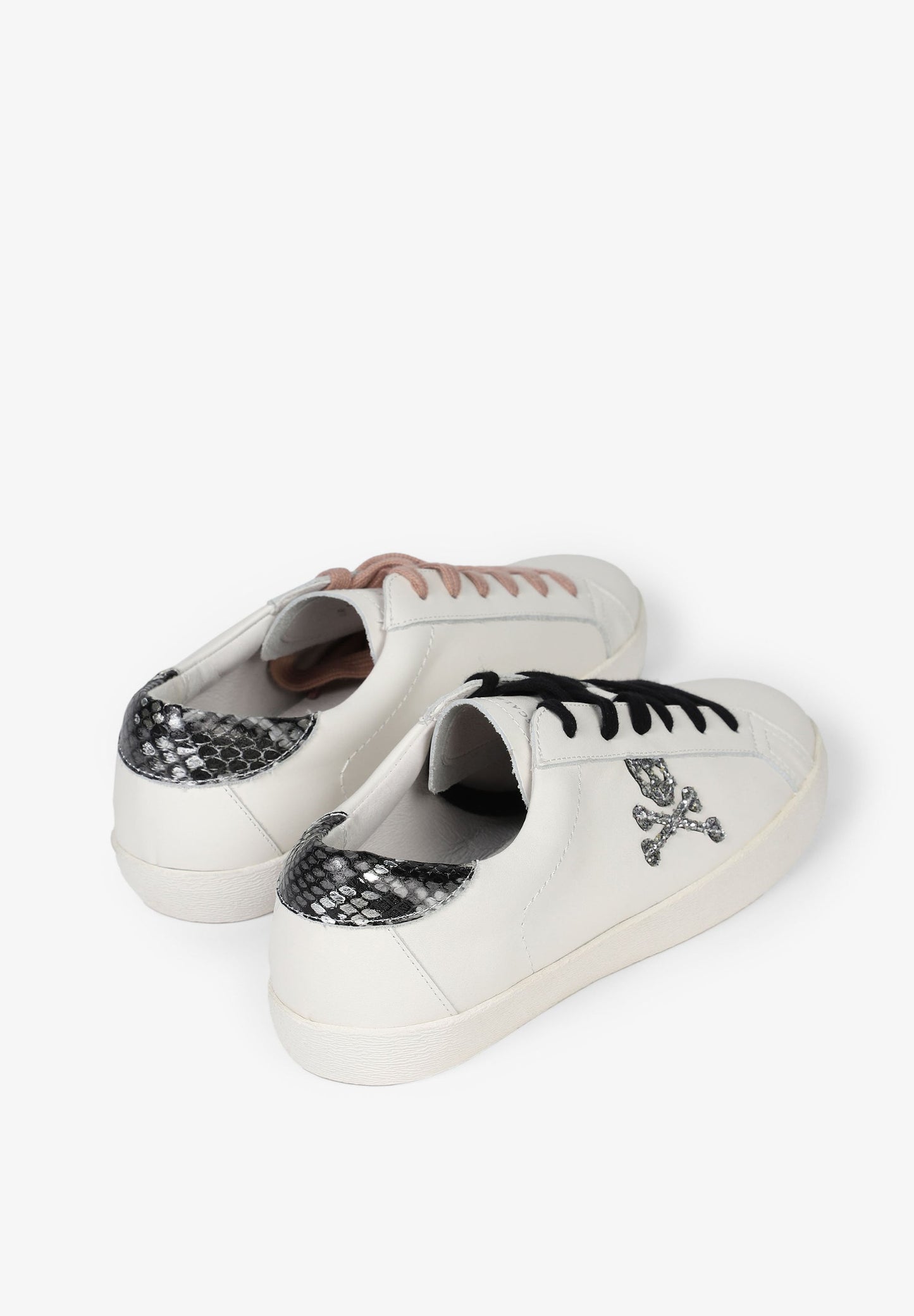 SNEAKERS BAJAS CALAVERA BRILLI