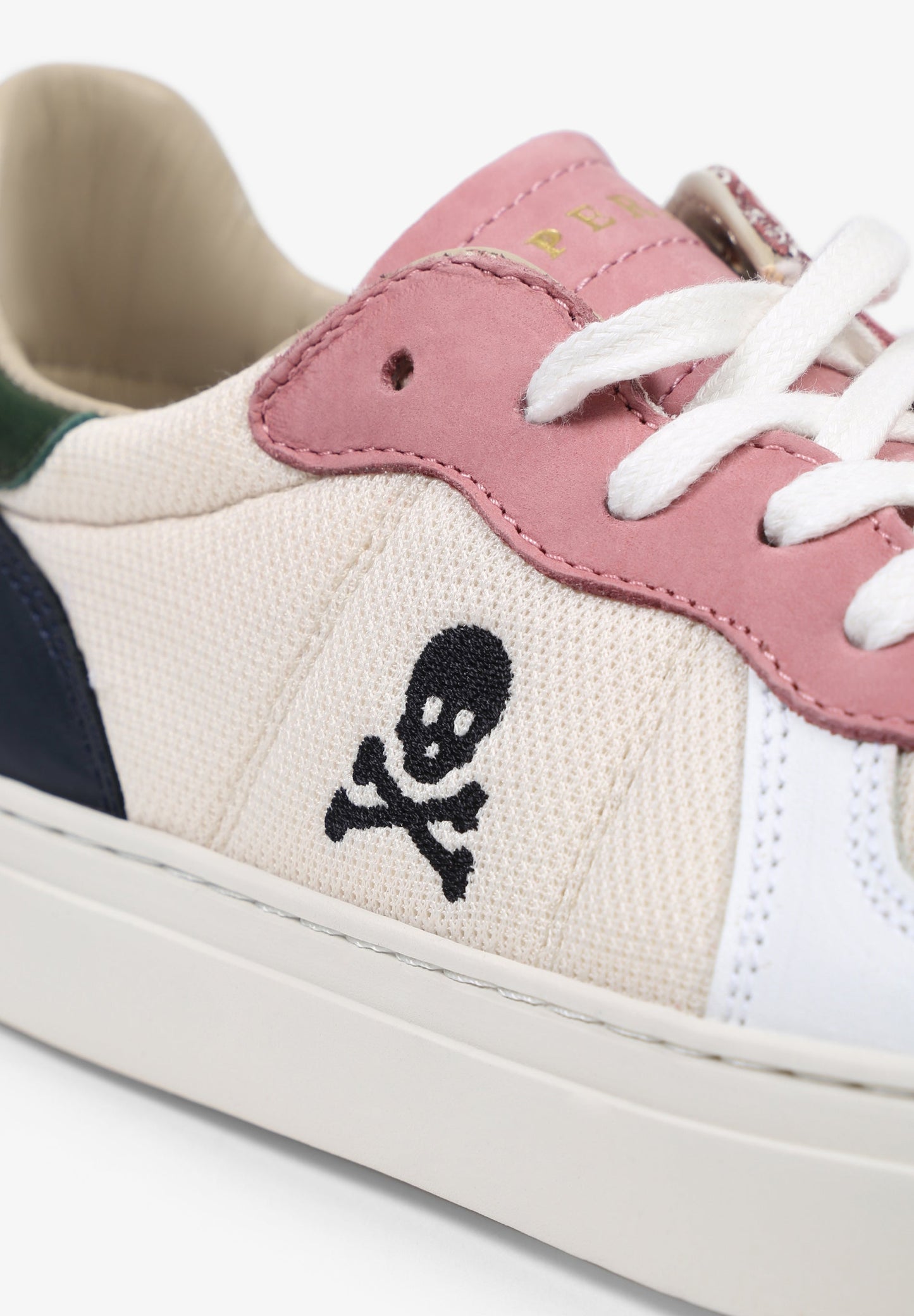 SNEAKERS PIEL ANTE CALAVERA