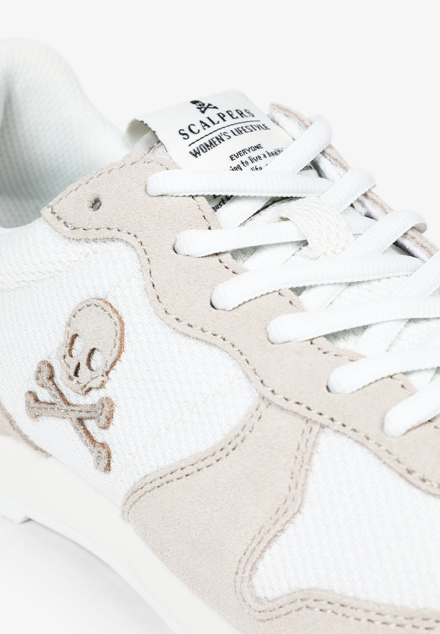 SNEAKERS CALAVERA INSIGNIA