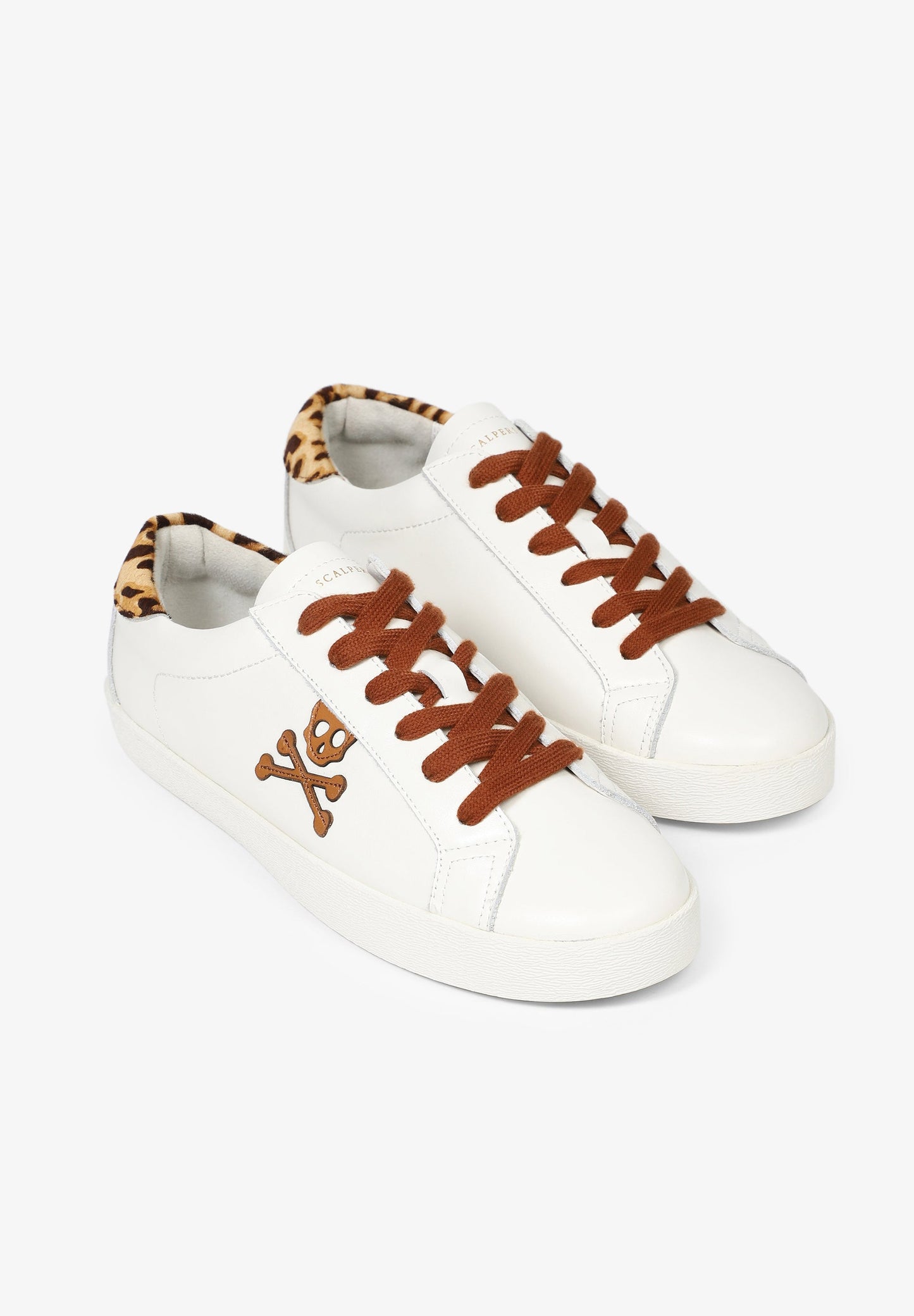 SNEAKERS BAJAS DETALLE LEOPARDO