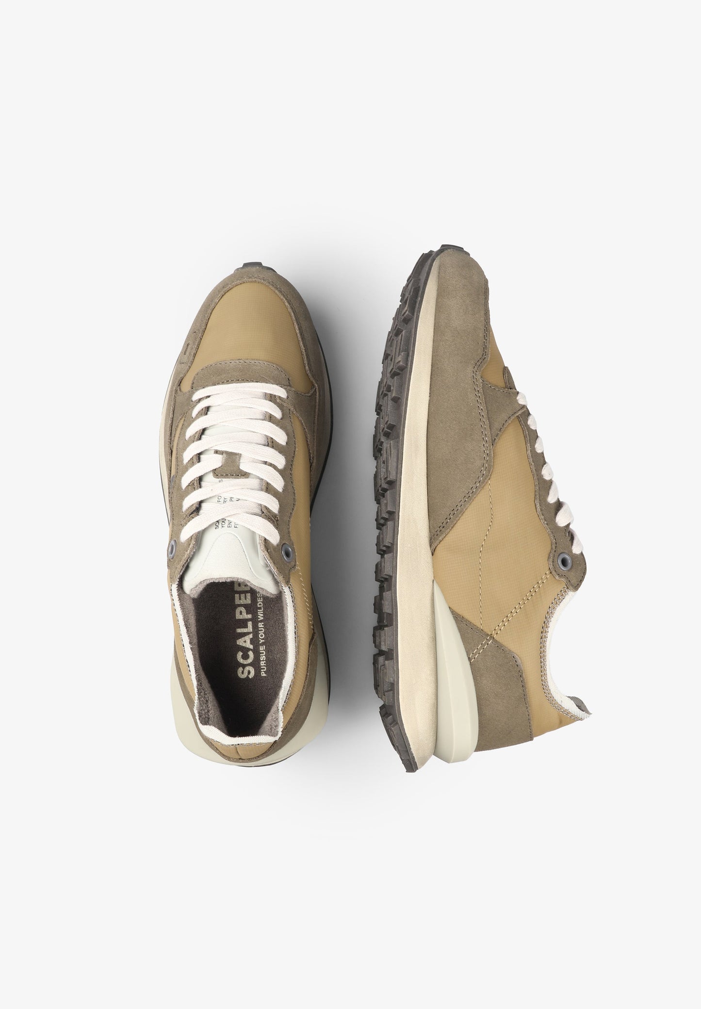 SNEAKERS CALAVERA ESTABILIZADOR PRONUNCIADO