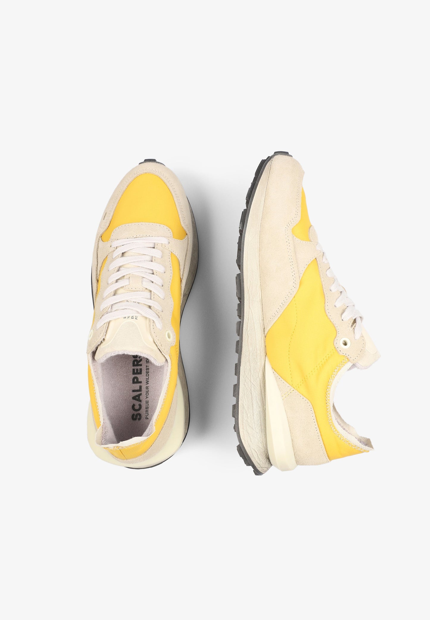 SNEAKERS CALAVERA ESTABILIZADOR PRONUNCIADO