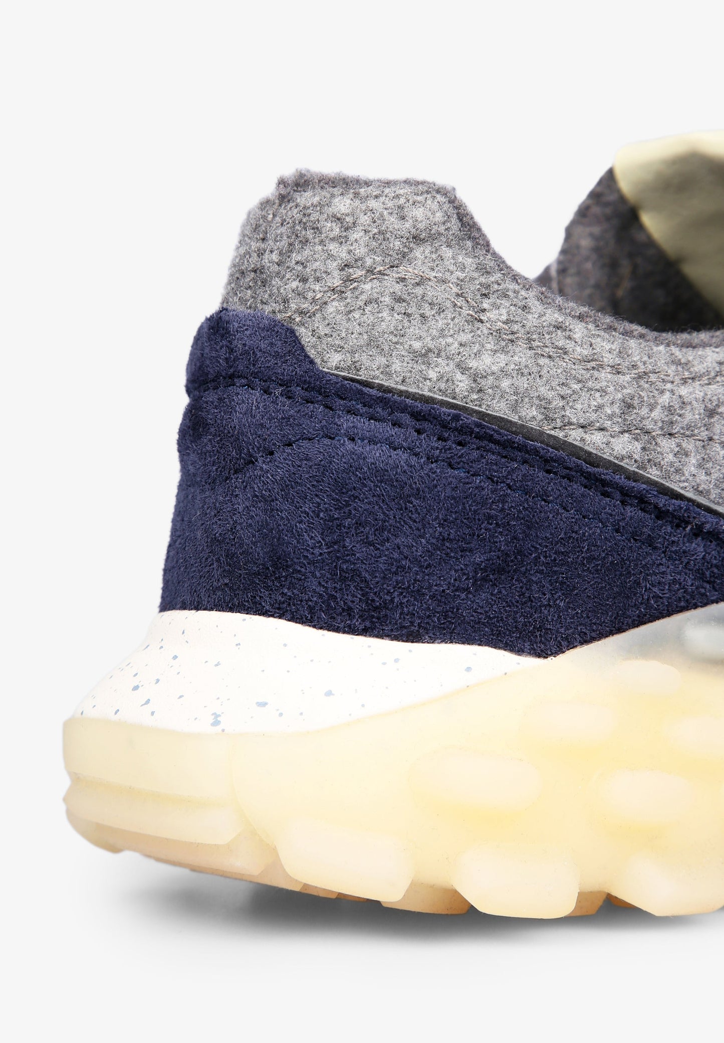 SNEAKERS SUELA ESPECIAL