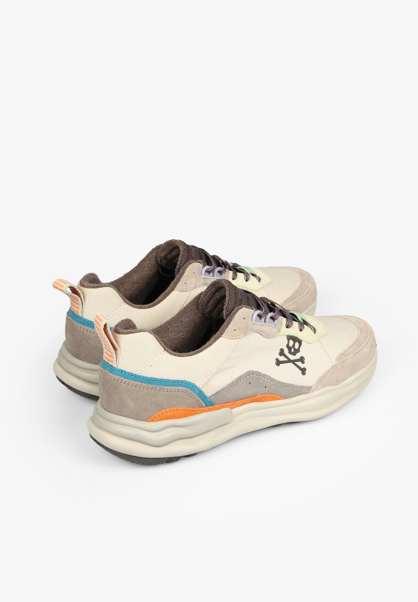 SNEAKERS SUELA DETALLE COLORES