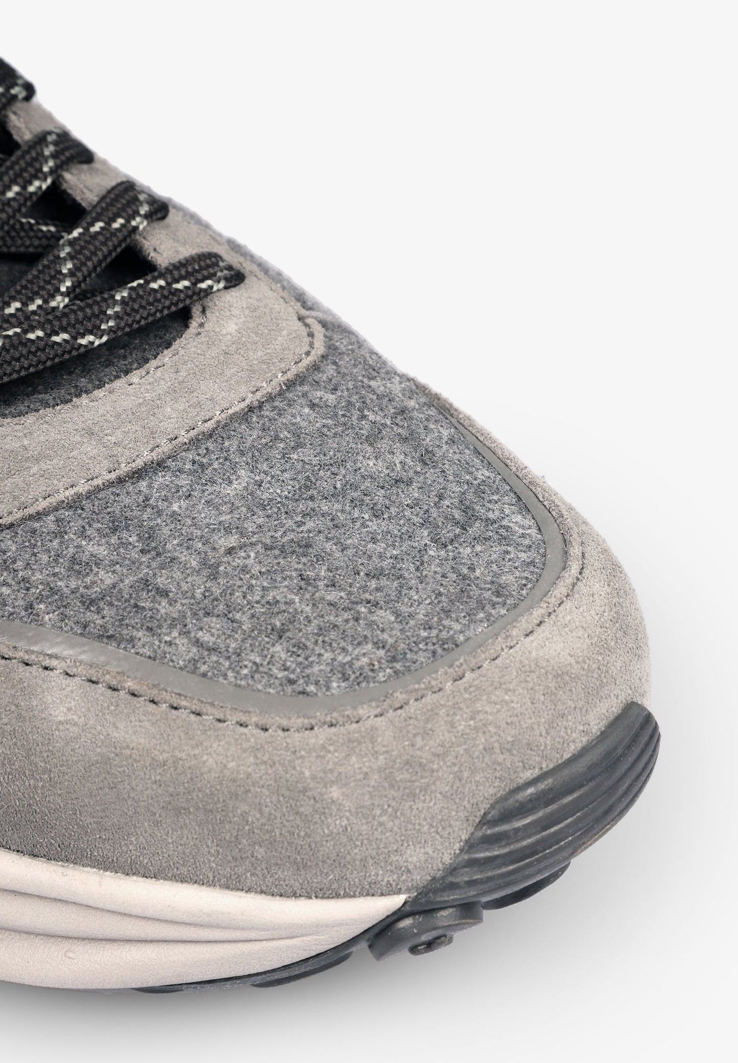 SNEAKERS TEXTURA CALAVERA