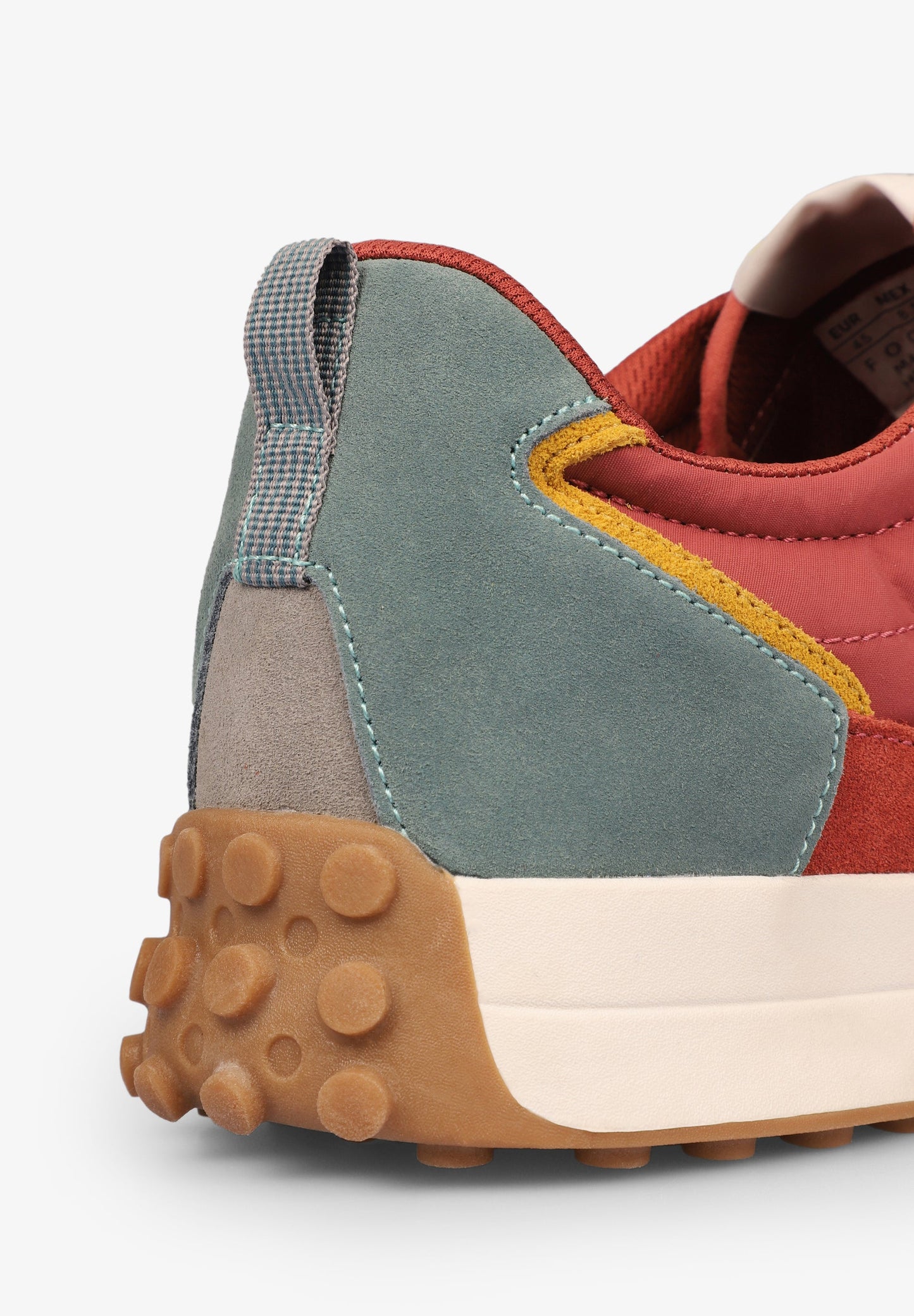 SNEAKERS CALAVERA SUELA CURVA