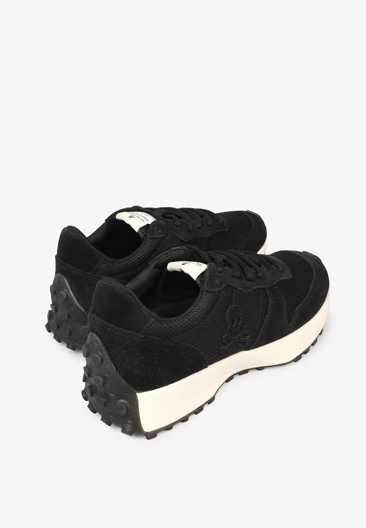 SNEAKERS CALAVERA SUELA DENTADA