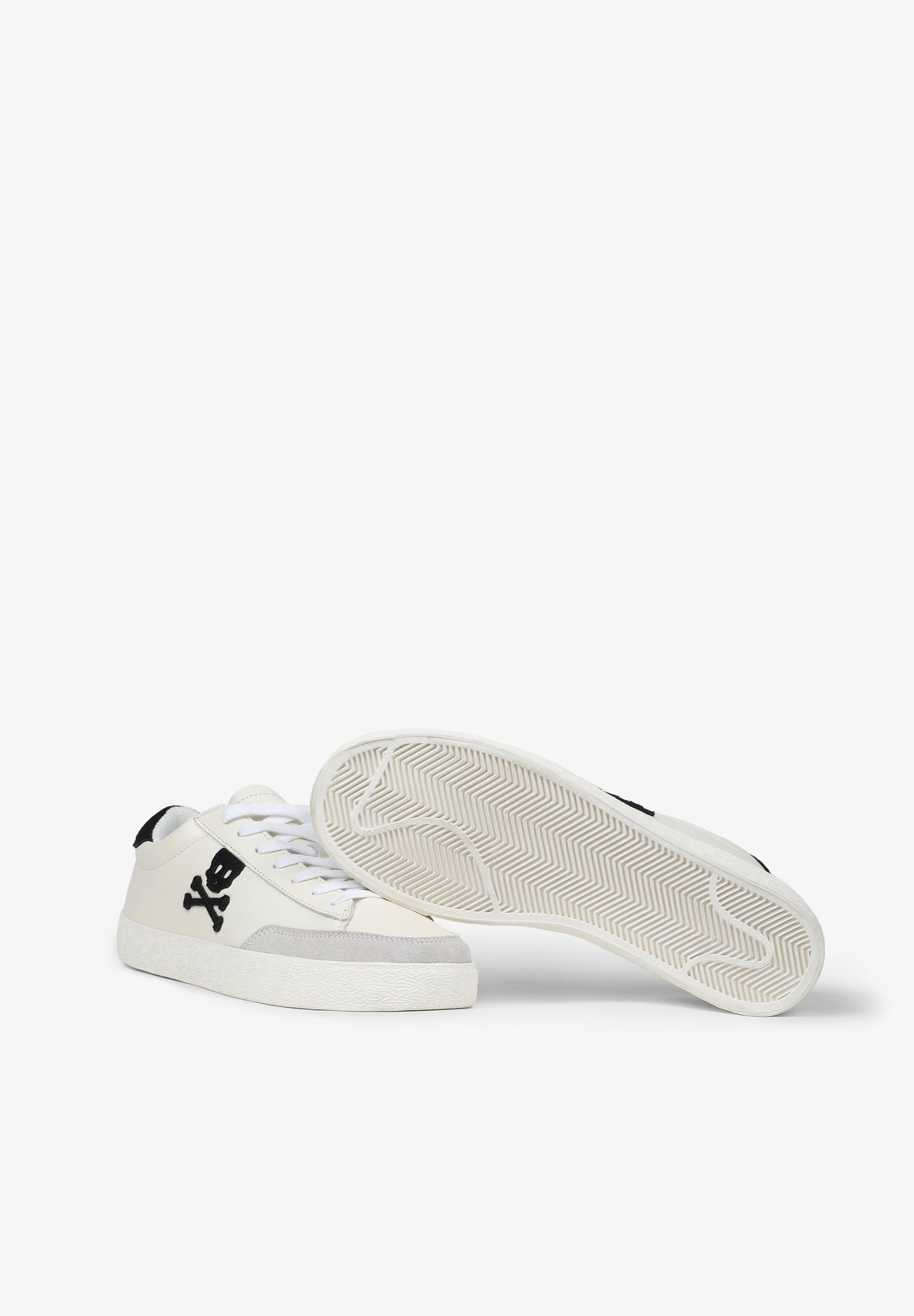 SNEAKERS BAJAS CONTRASTE