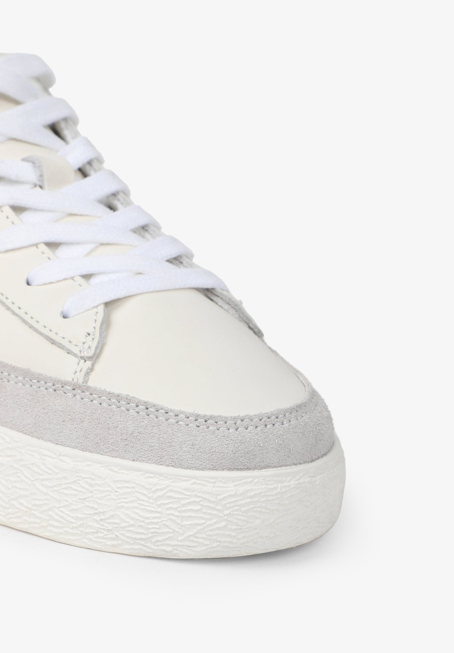 SNEAKERS BAJAS CONTRASTE