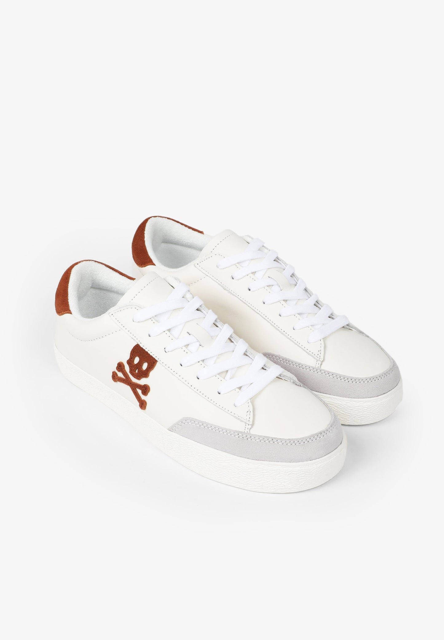 SNEAKERS BAJAS CONTRASTE