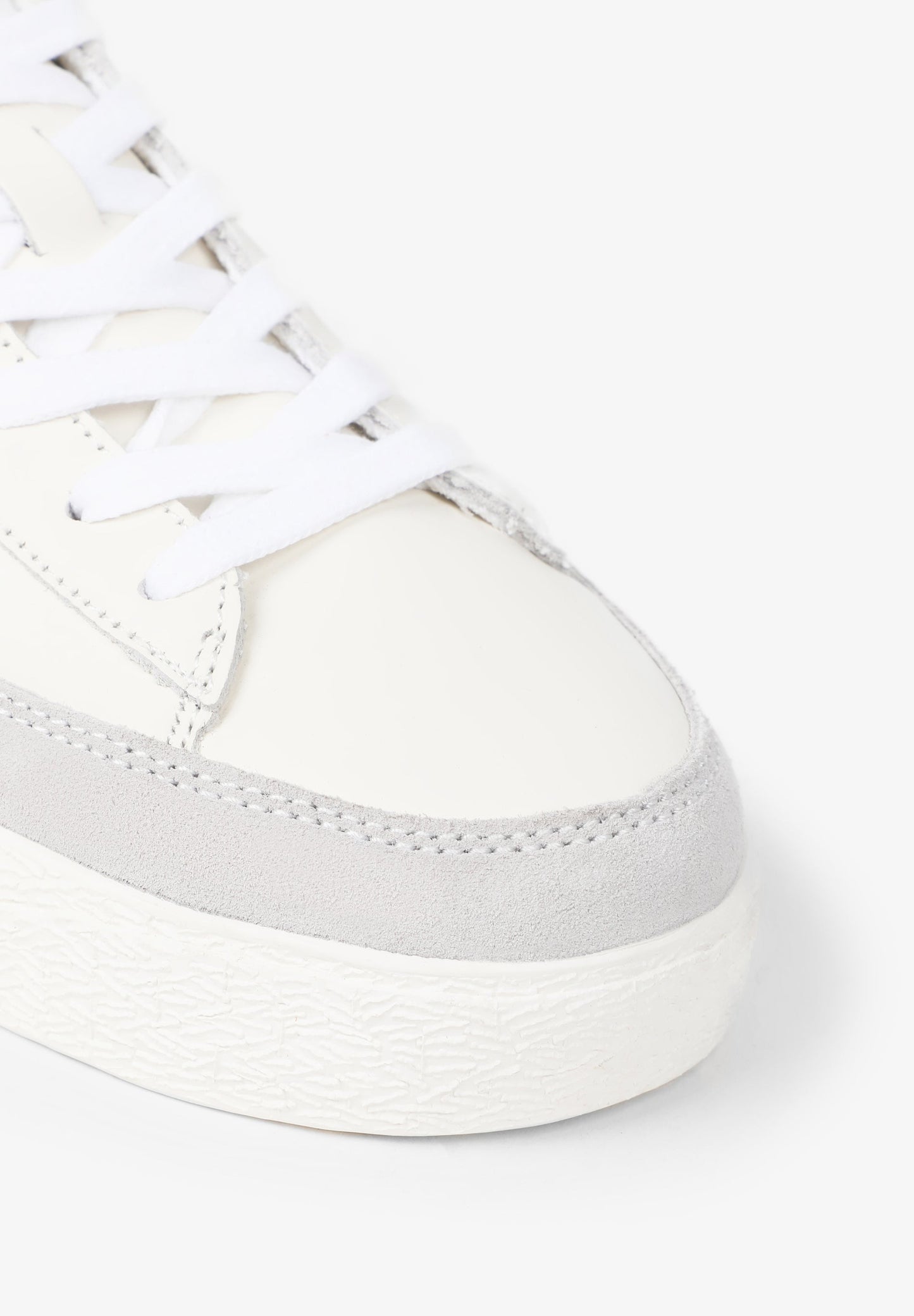 SNEAKERS BAJAS CONTRASTE