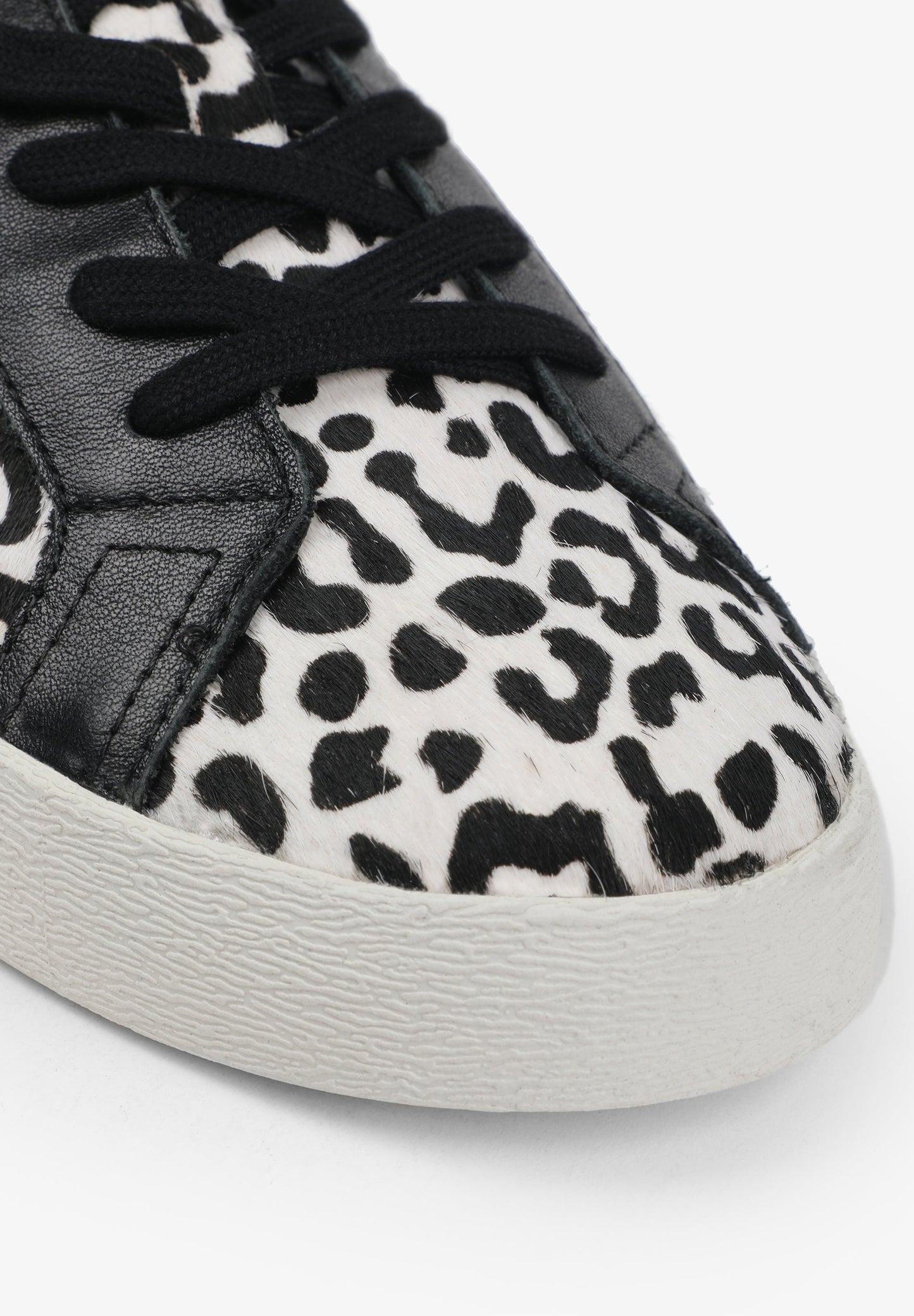 SNEAKERS BAJAS ANIMAL PRINT