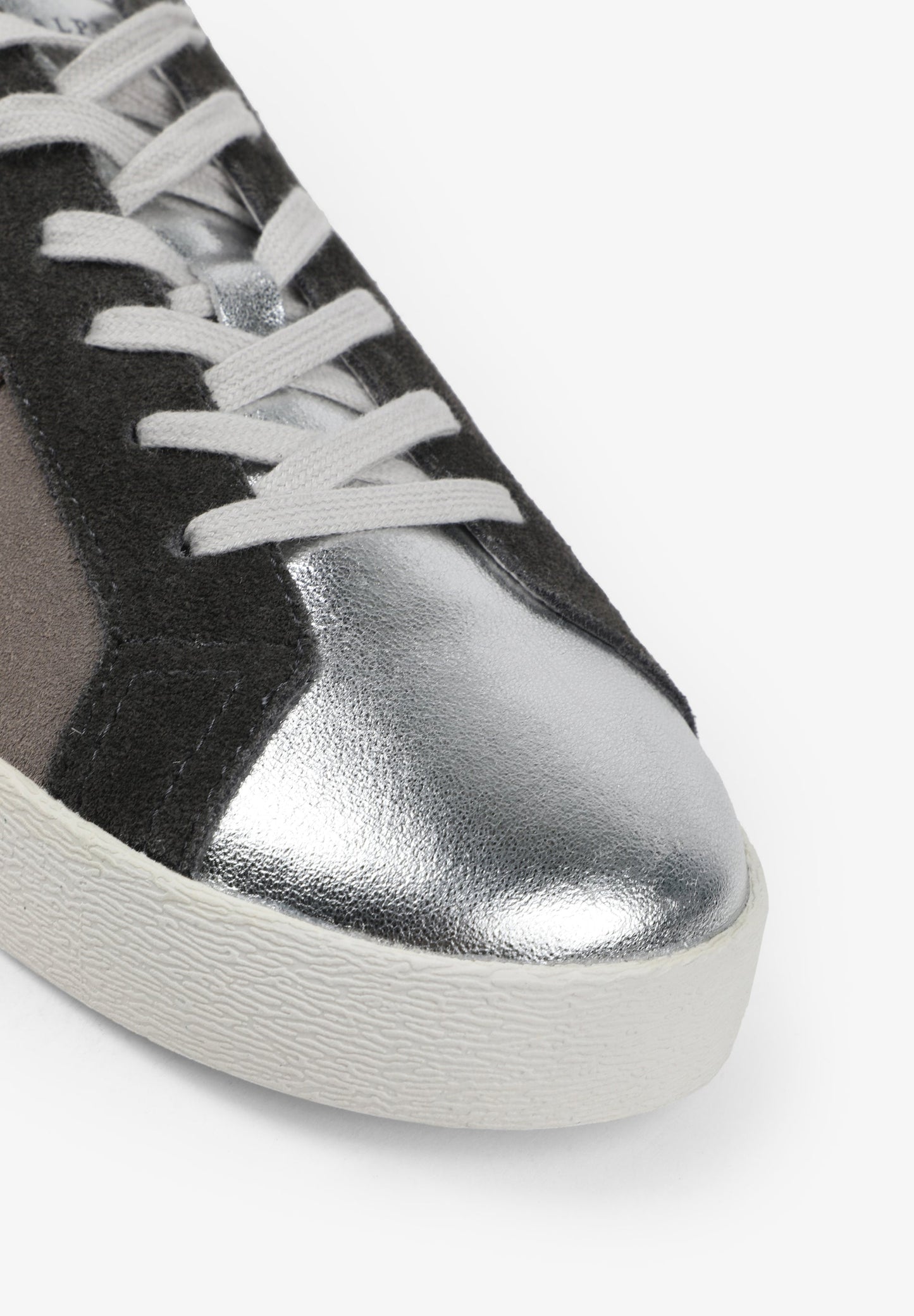 SNEAKERS BAJAS DETALLES ANIMAL PRINT