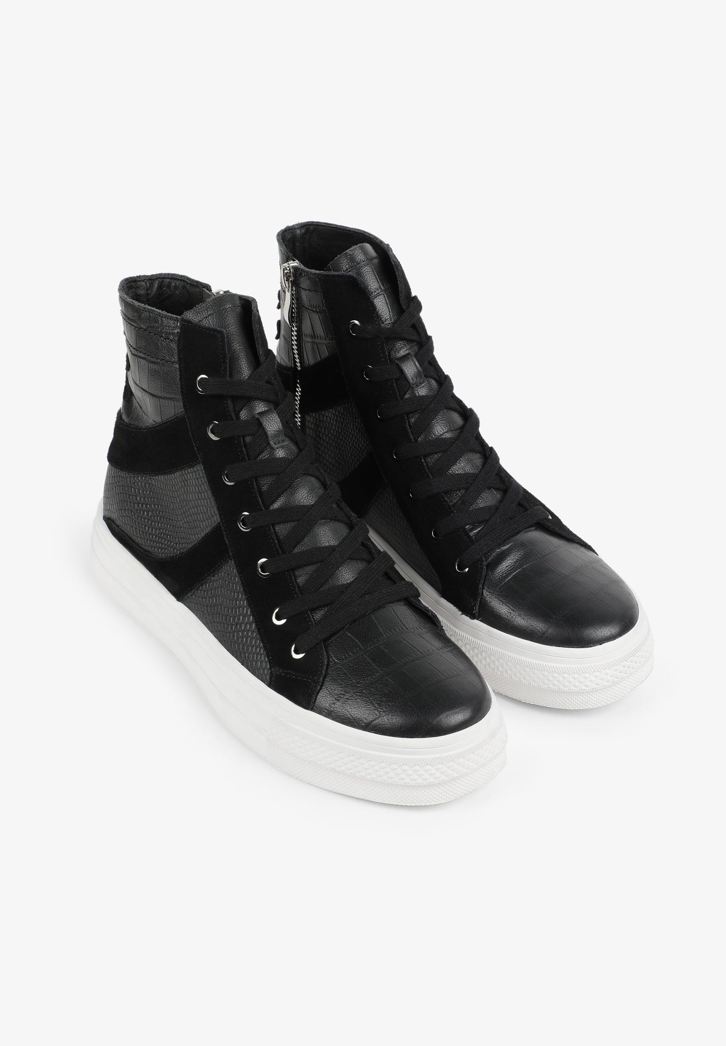 SNEAKERS ALTAS GRABADAS