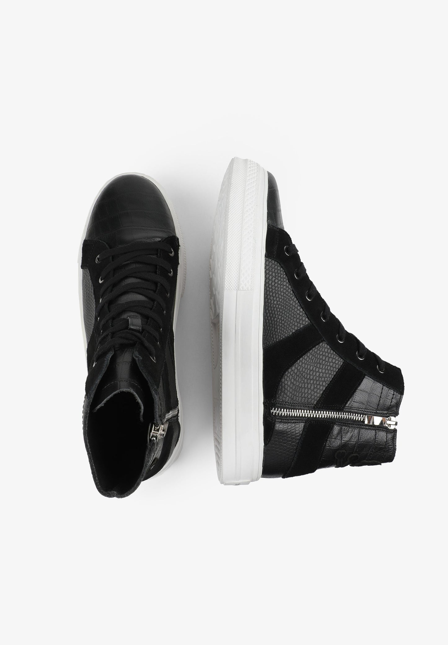 SNEAKERS ALTAS GRABADAS