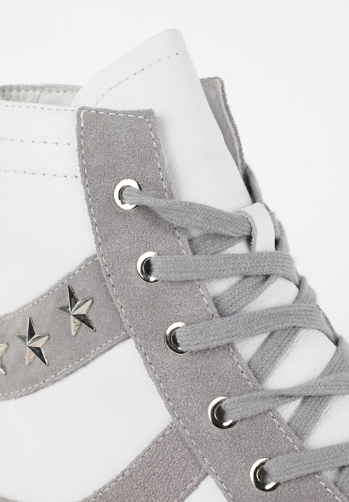 SNEAKERS ALTAS ESTRELLAS