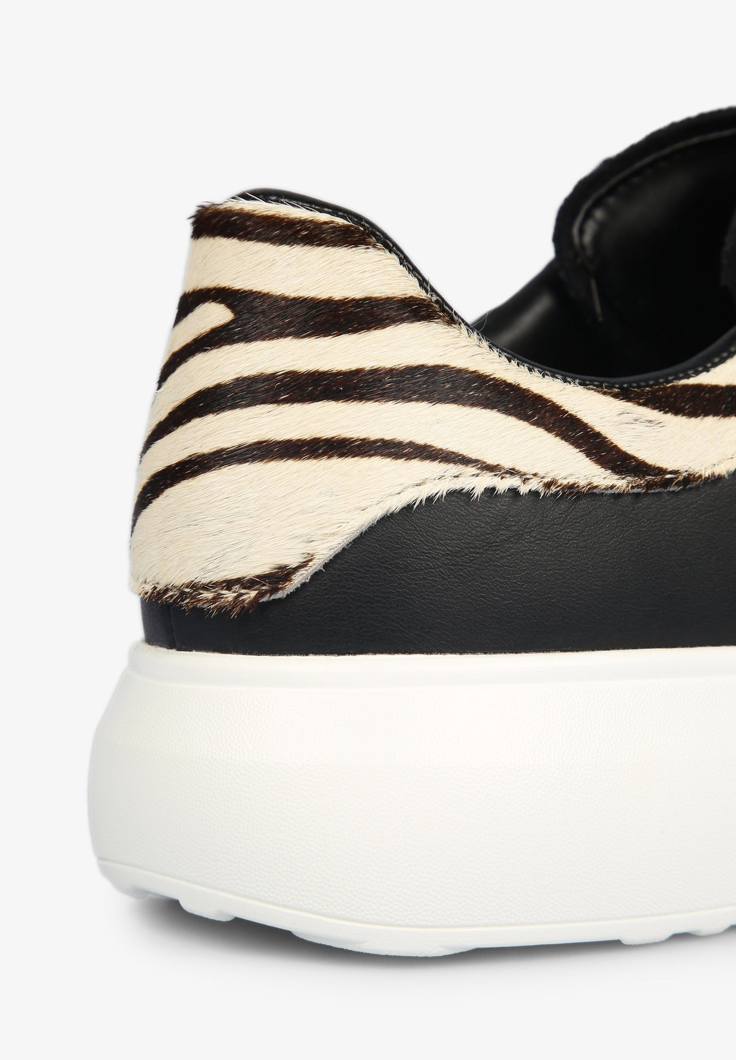 SNEAKERS SUELA ESPECIAL ANIMAL PRINT