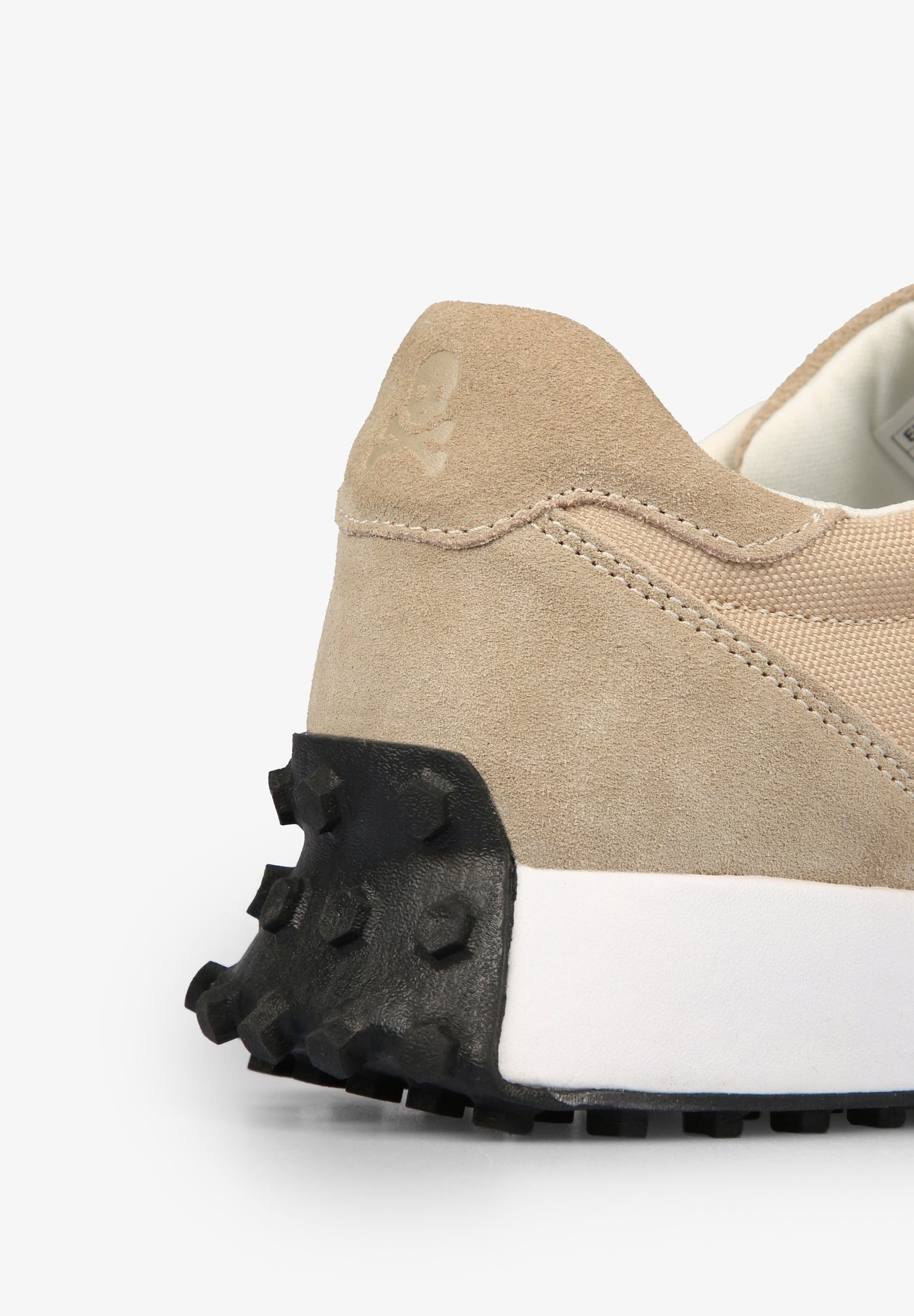 SNEAKERS CALAVERA CONTRASTE