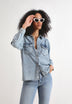 CAMISA DENIM LAVADA BOLSILLOS