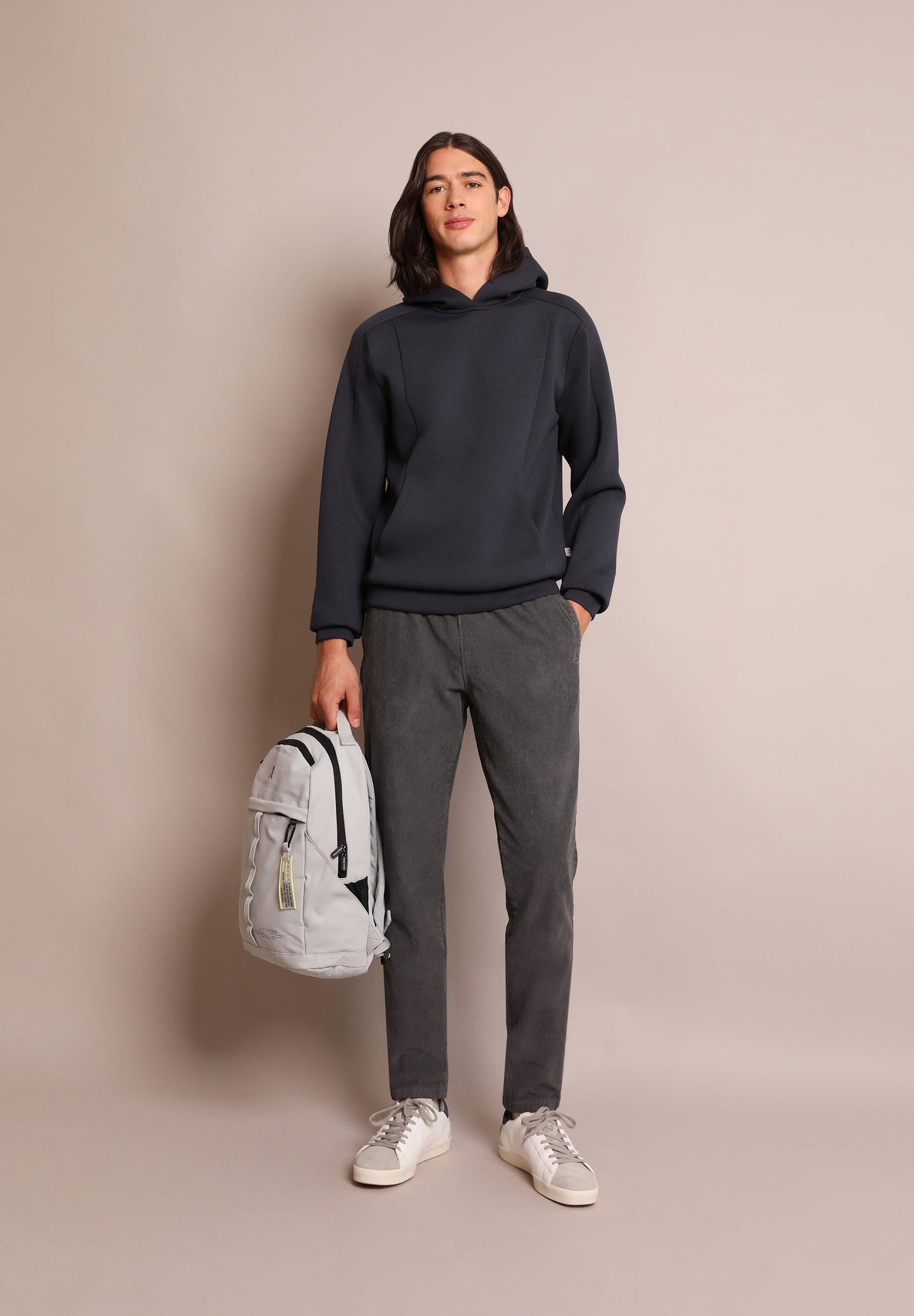 SUDADERA NEO CAPUCHA
