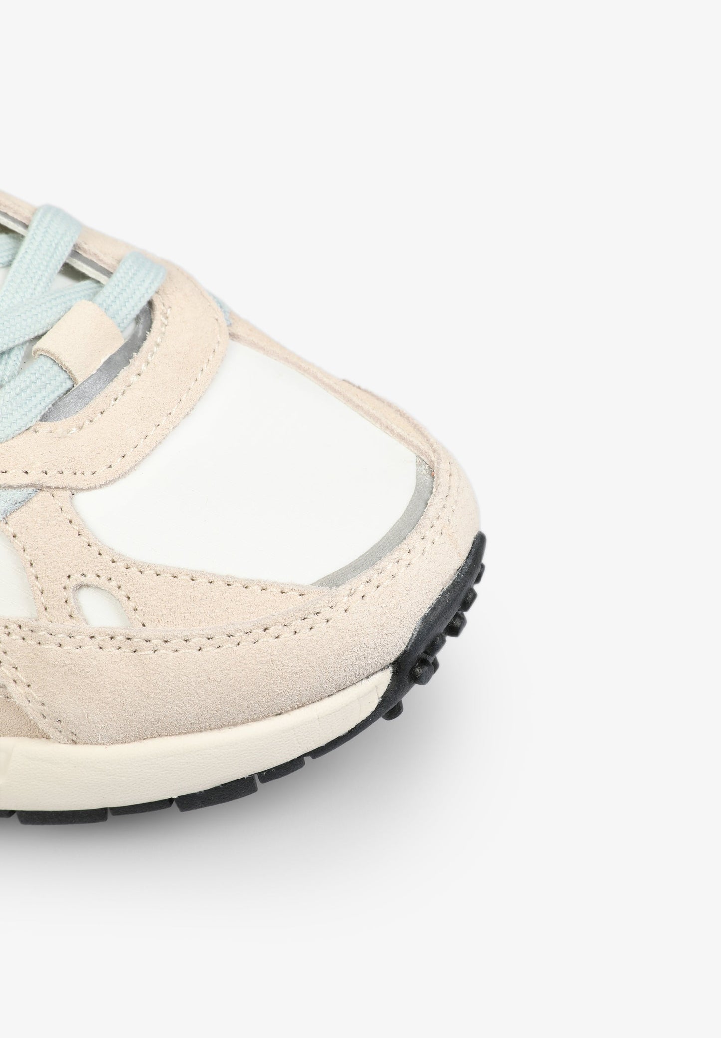 SNEAKERS DETALLE FLÚOR