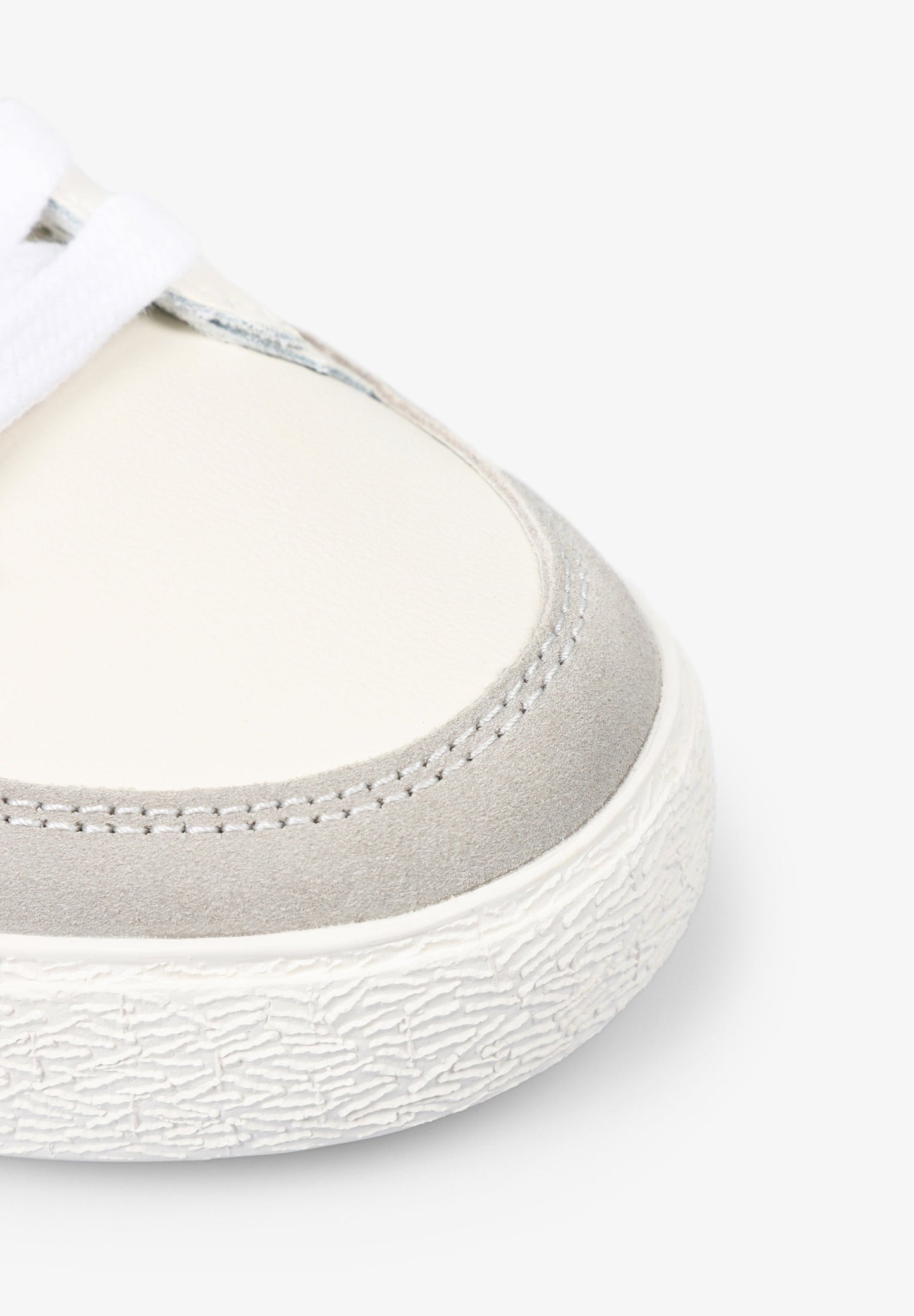 SNEAKERS BAJAS CONTRASTE