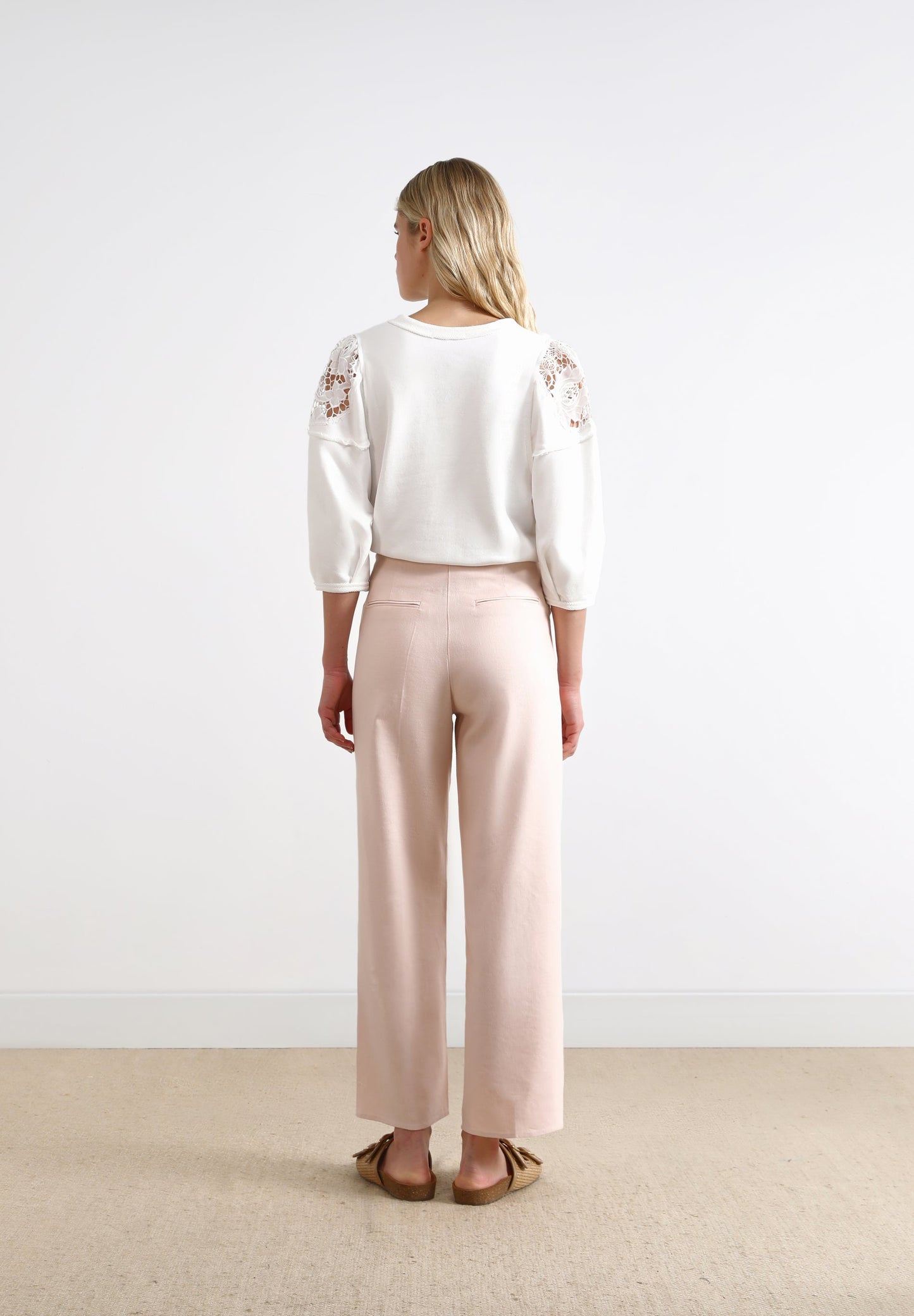 PANTALÓN LINO DETALLES TRENZADOS