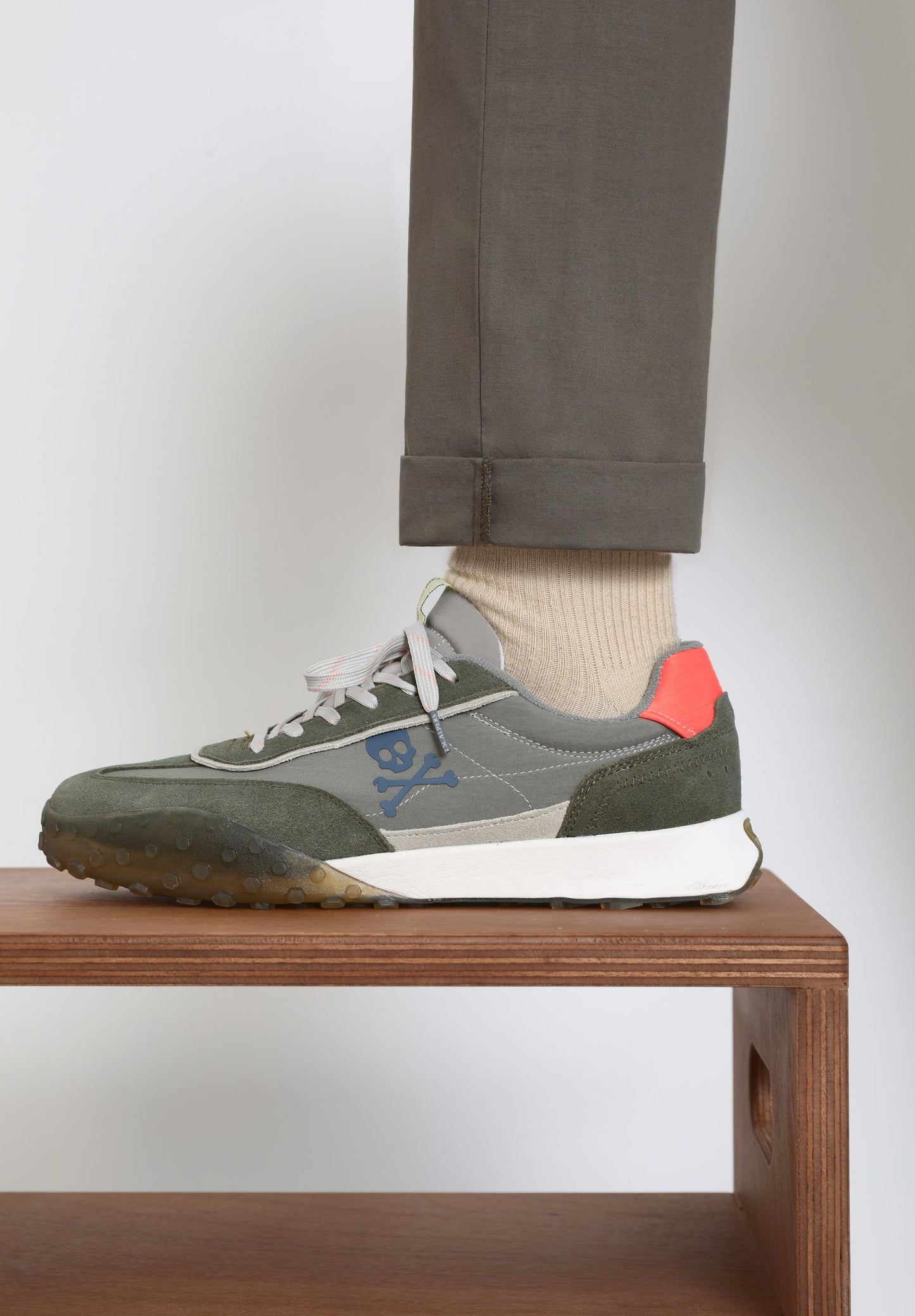 SNEAKERS SUELA COMBINADA