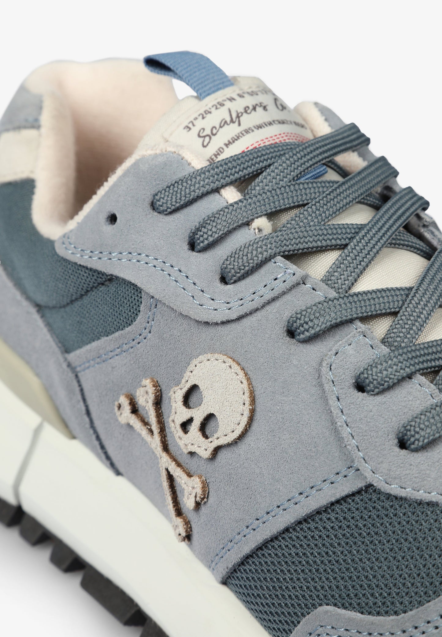 SNEAKERS SUELA ANCHA