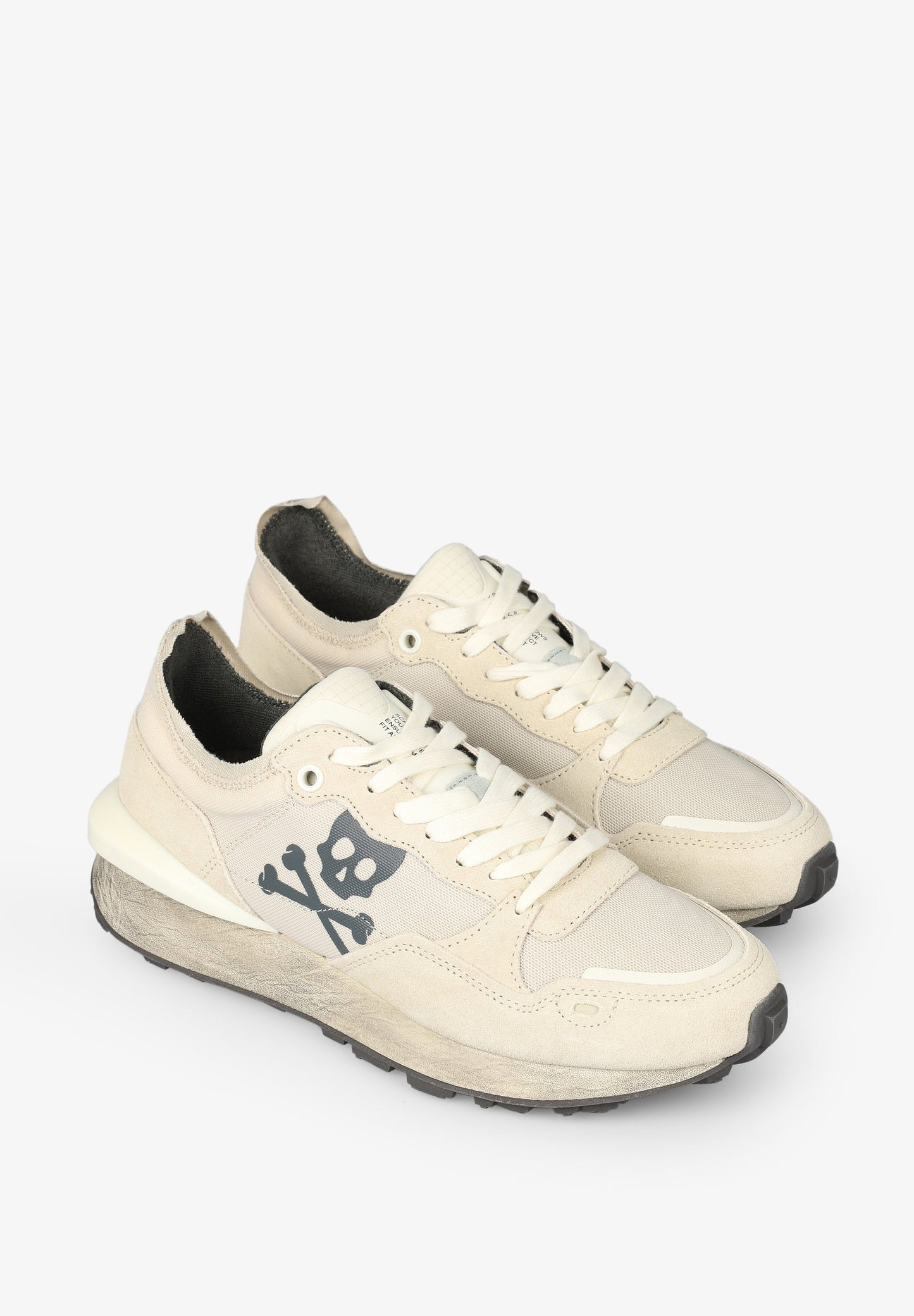 SNEAKERS CALAVERA ESTABILIZADOR