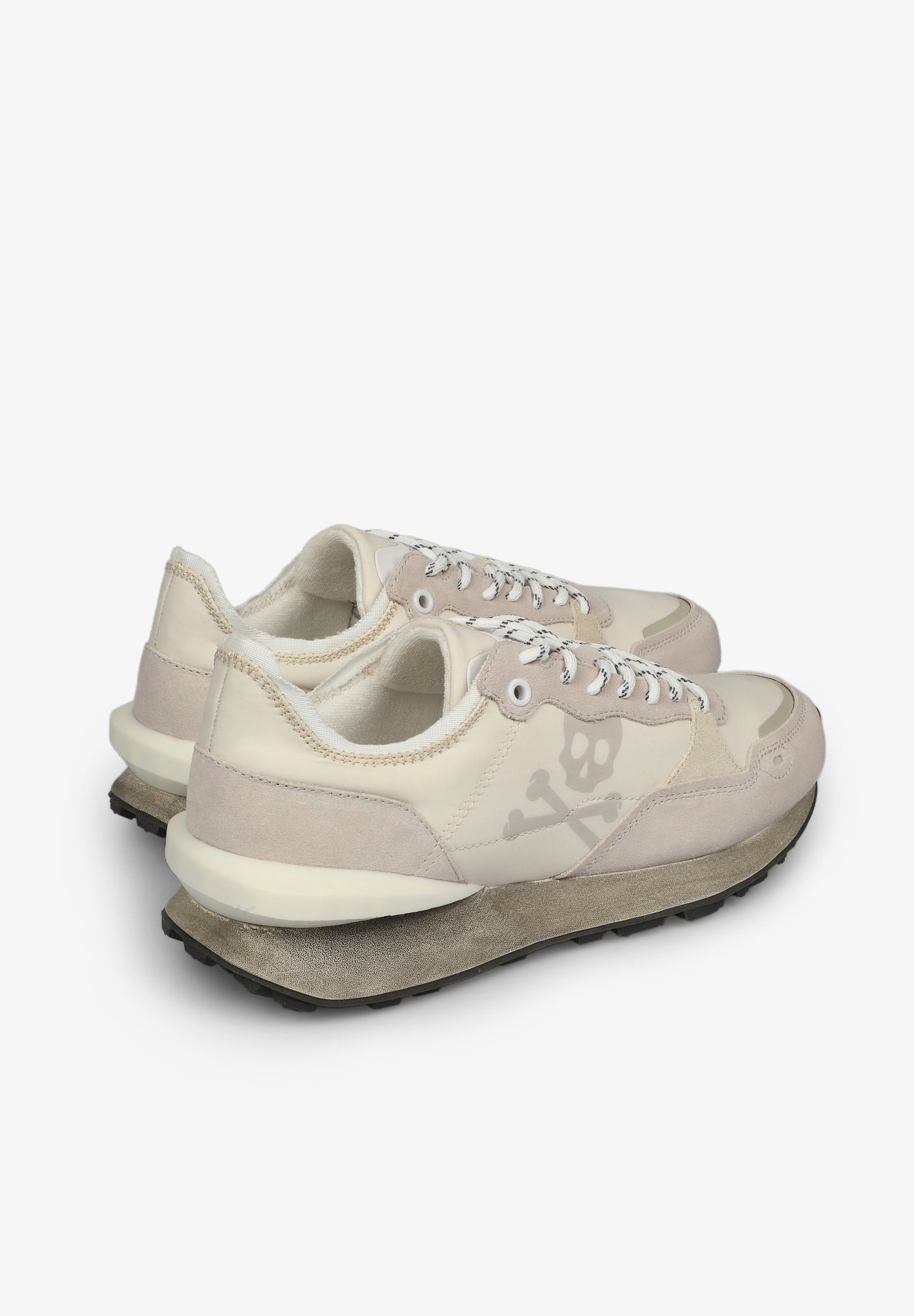 SNEAKERS CALAVERA ESTABILIZADOR