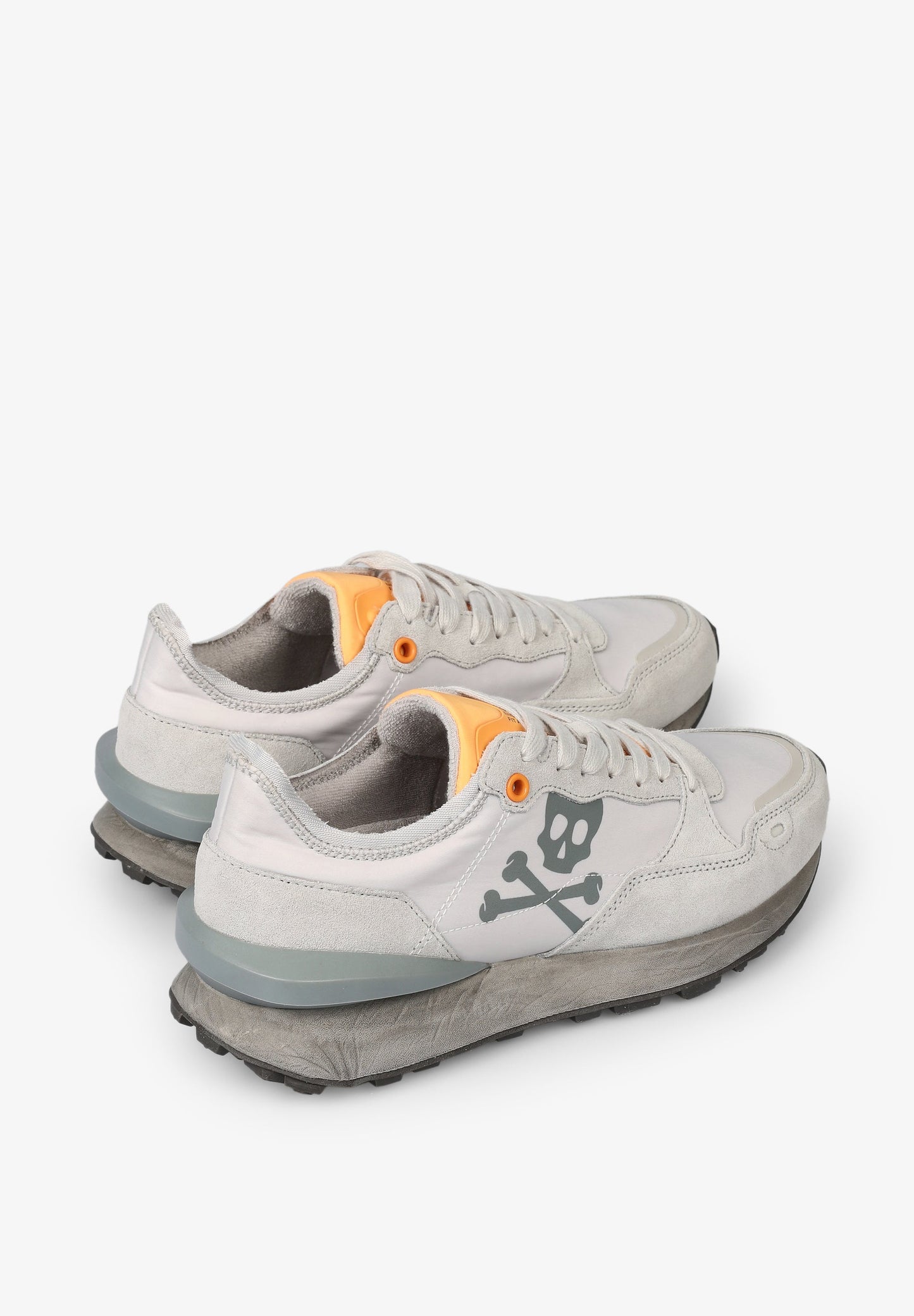 SNEAKERS CALAVERA ESTABILIZADOR