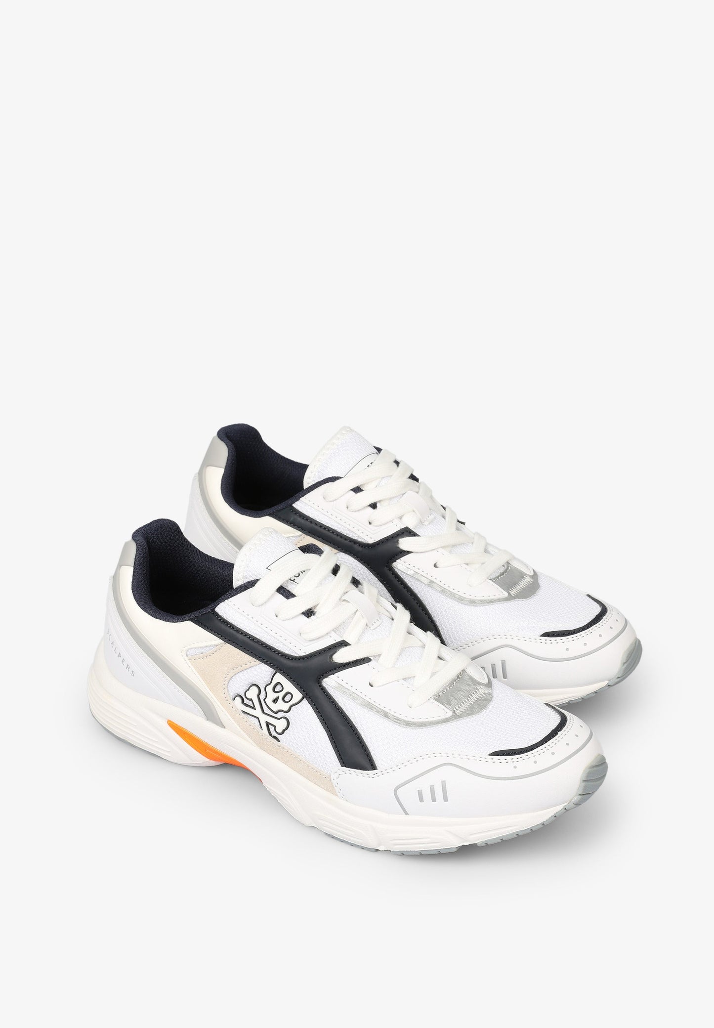 SNEAKERS LIGERAS PATCH CALAVERA