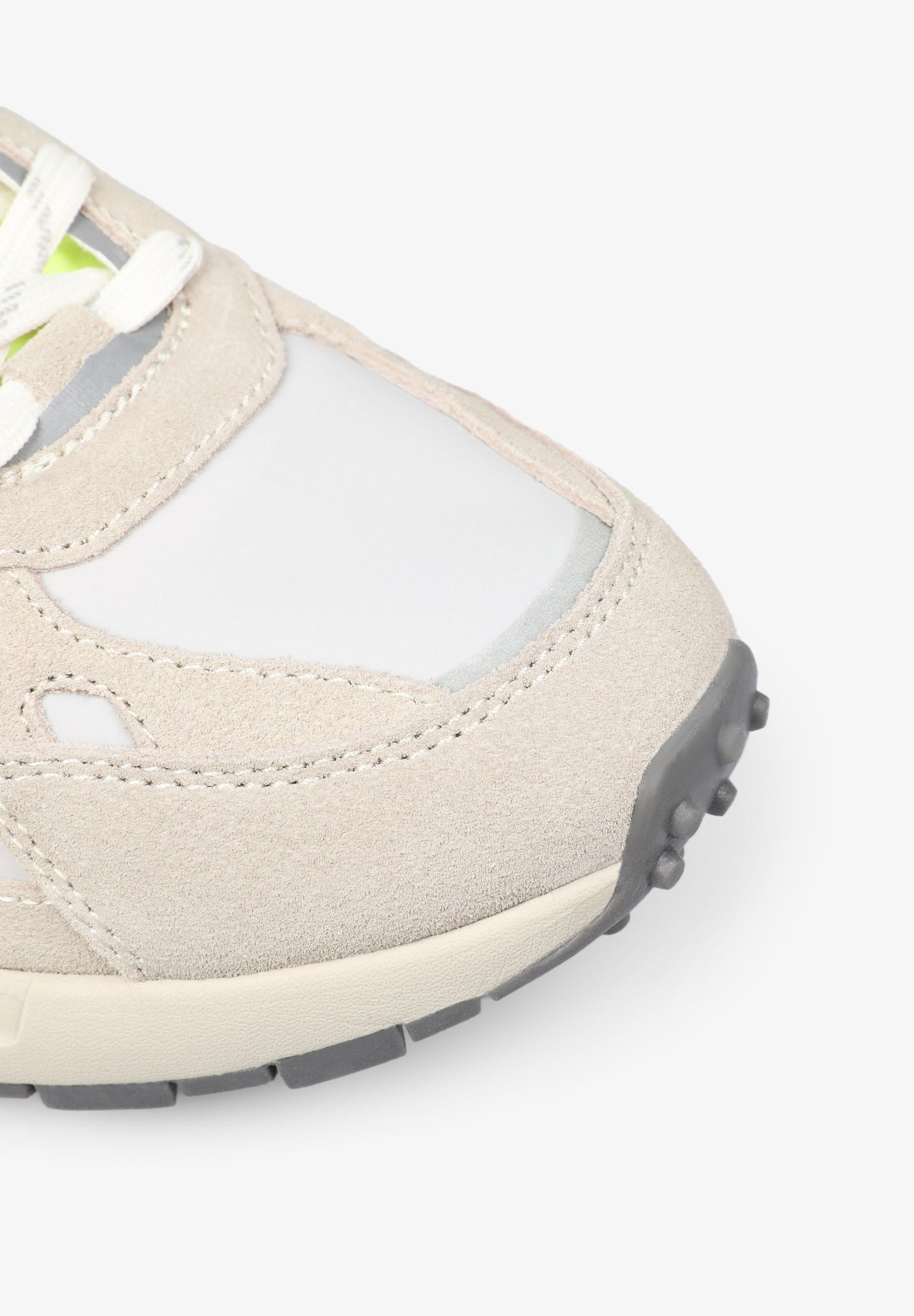 SNEAKERS DETALLE FLÚOR