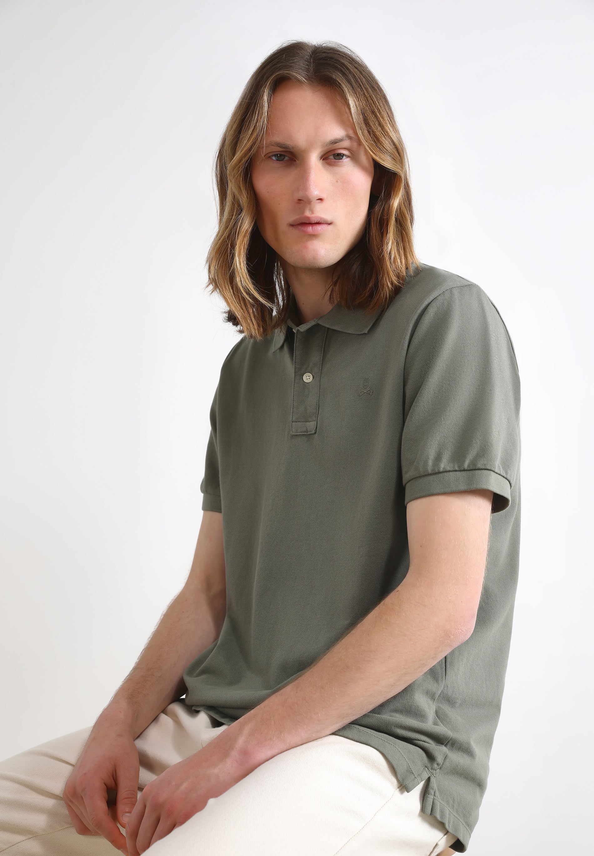 POLO BÁSICO CALAVERA